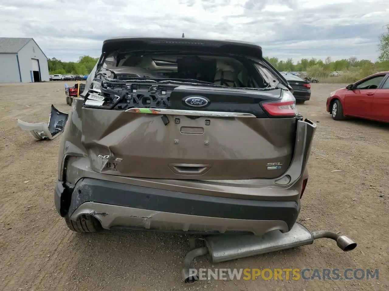 6 Photograph of a damaged car 2FMPK4J9XKBC64000 FORD EDGE 2019