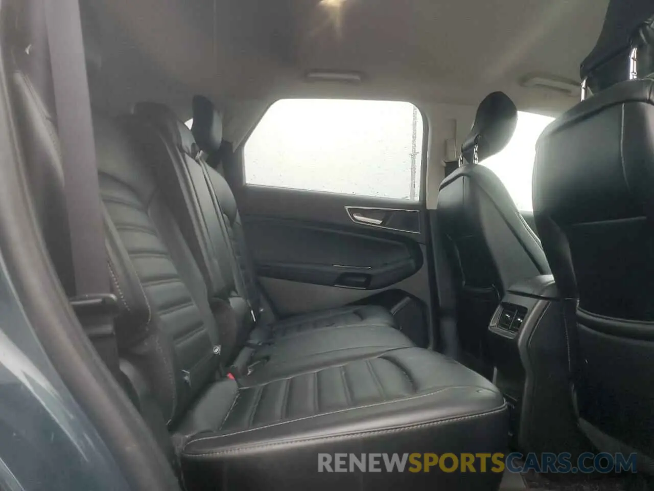 11 Photograph of a damaged car 2FMPK4J9XKBC67527 FORD EDGE 2019