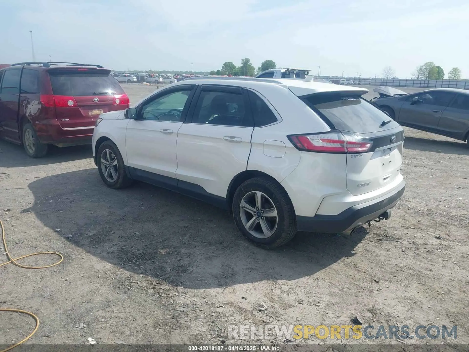 3 Photograph of a damaged car 2FMPK4K90KBB34533 FORD EDGE 2019