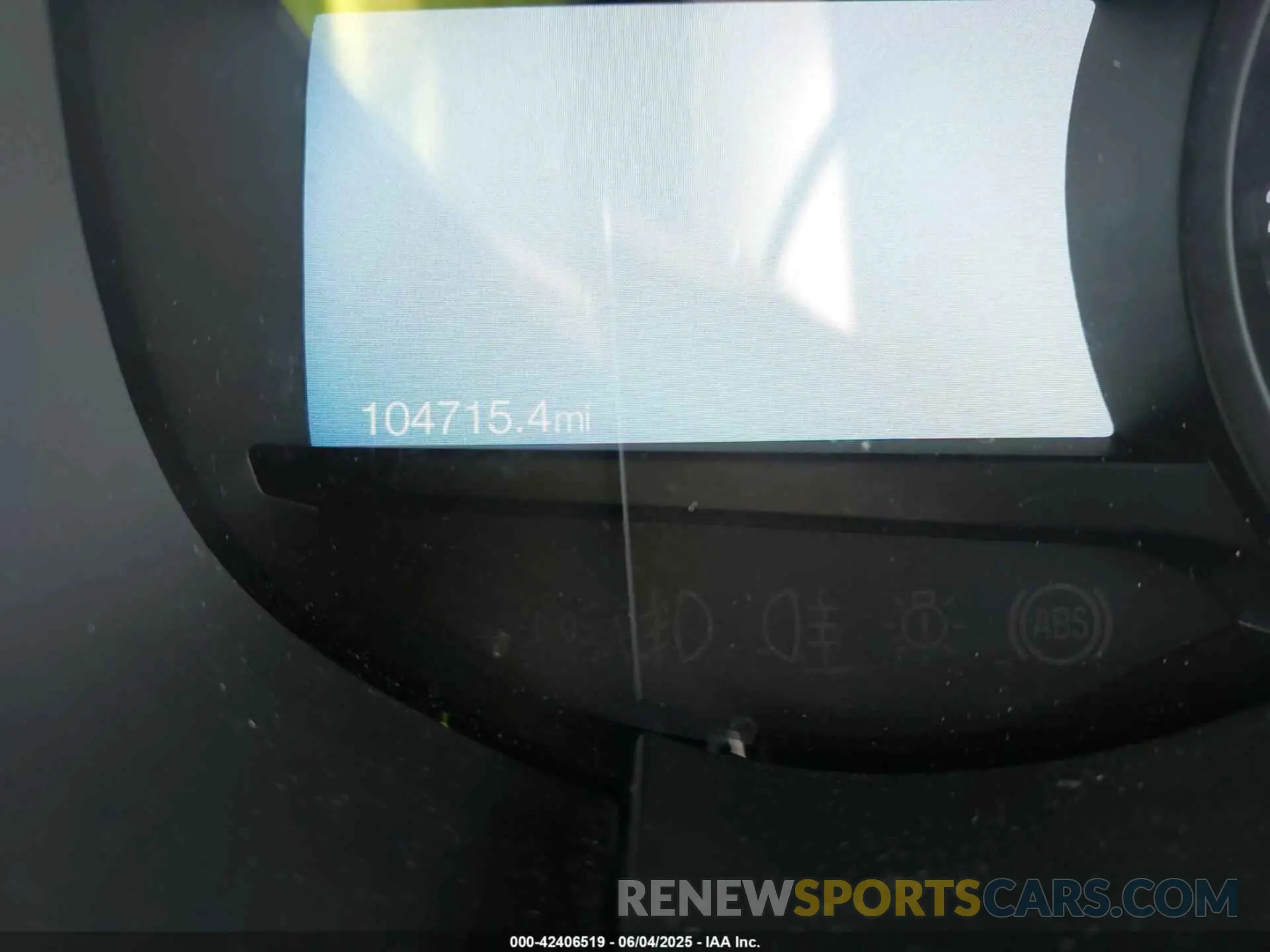 16 Photograph of a damaged car 2FMPK4K92KBB03901 FORD EDGE 2019