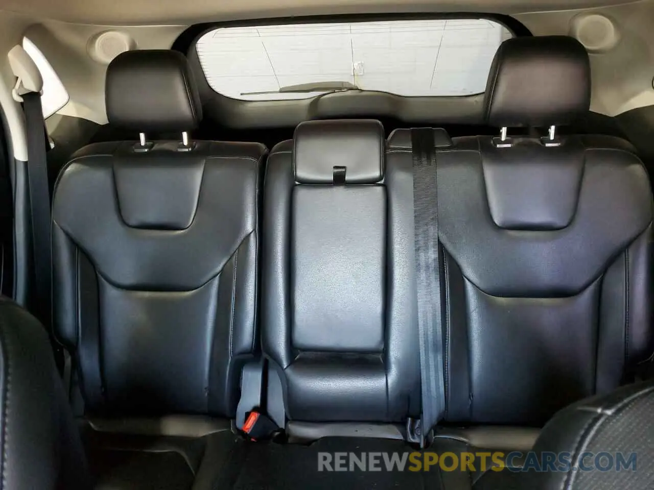 10 Photograph of a damaged car 2FMPK4K92KBB55674 FORD EDGE 2019