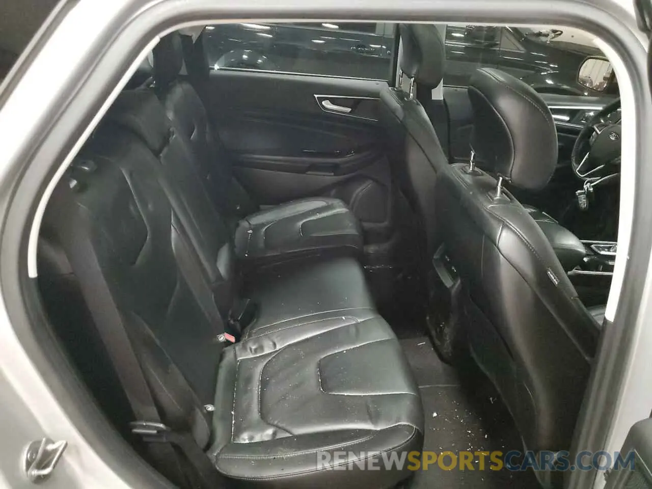 11 Photograph of a damaged car 2FMPK4K92KBB68733 FORD EDGE 2019