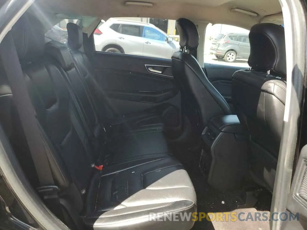 21 Photograph of a damaged car 2FMPK4K92KBB92935 FORD EDGE 2019