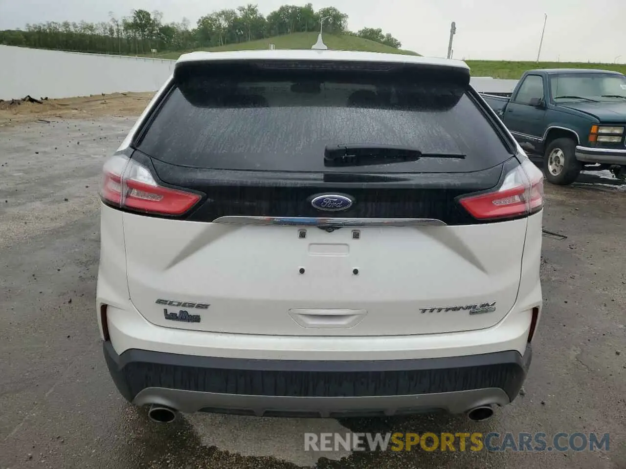 6 Photograph of a damaged car 2FMPK4K92KBC28901 FORD EDGE 2019