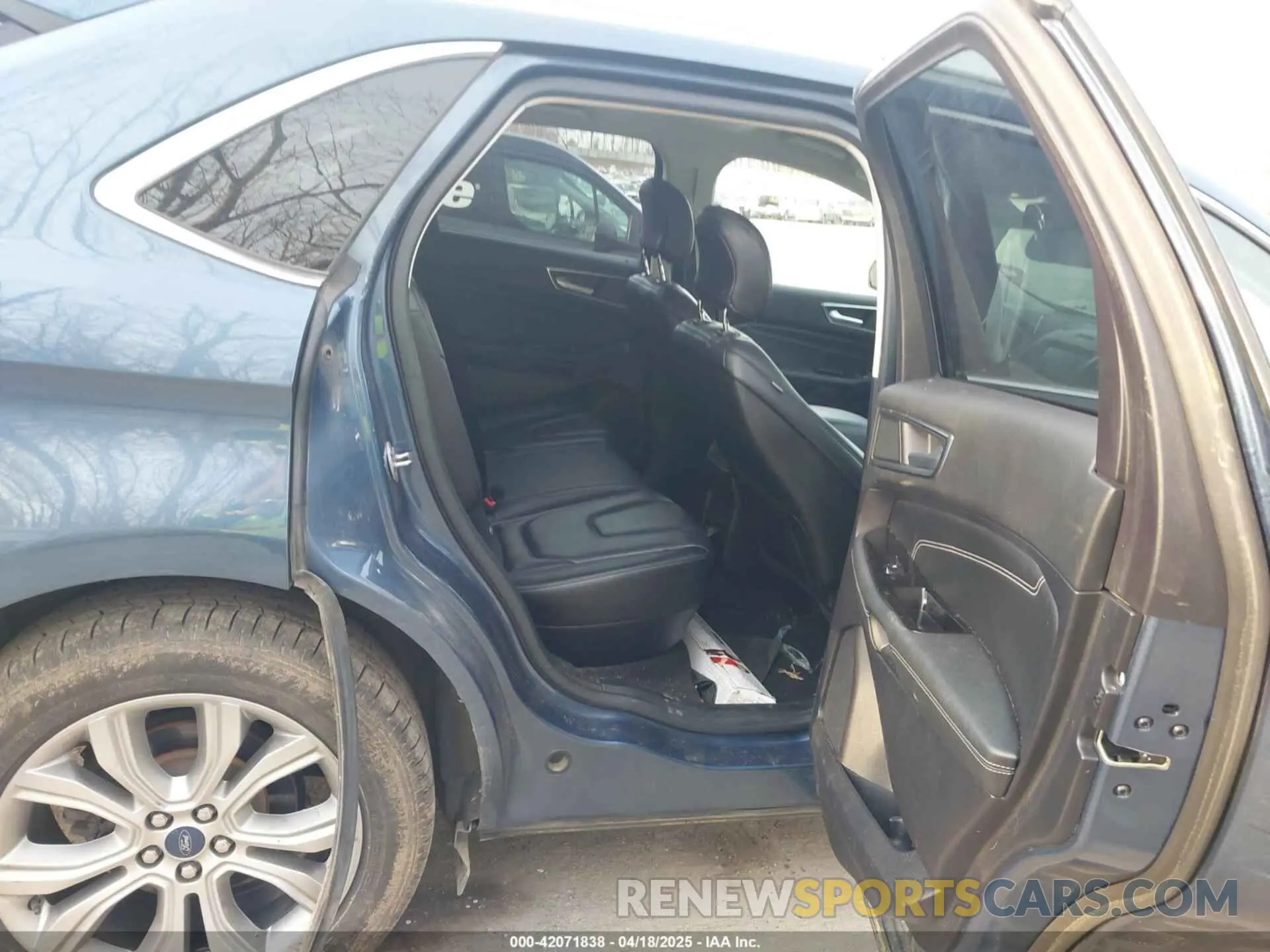 8 Photograph of a damaged car 2FMPK4K94KBB63095 FORD EDGE 2019