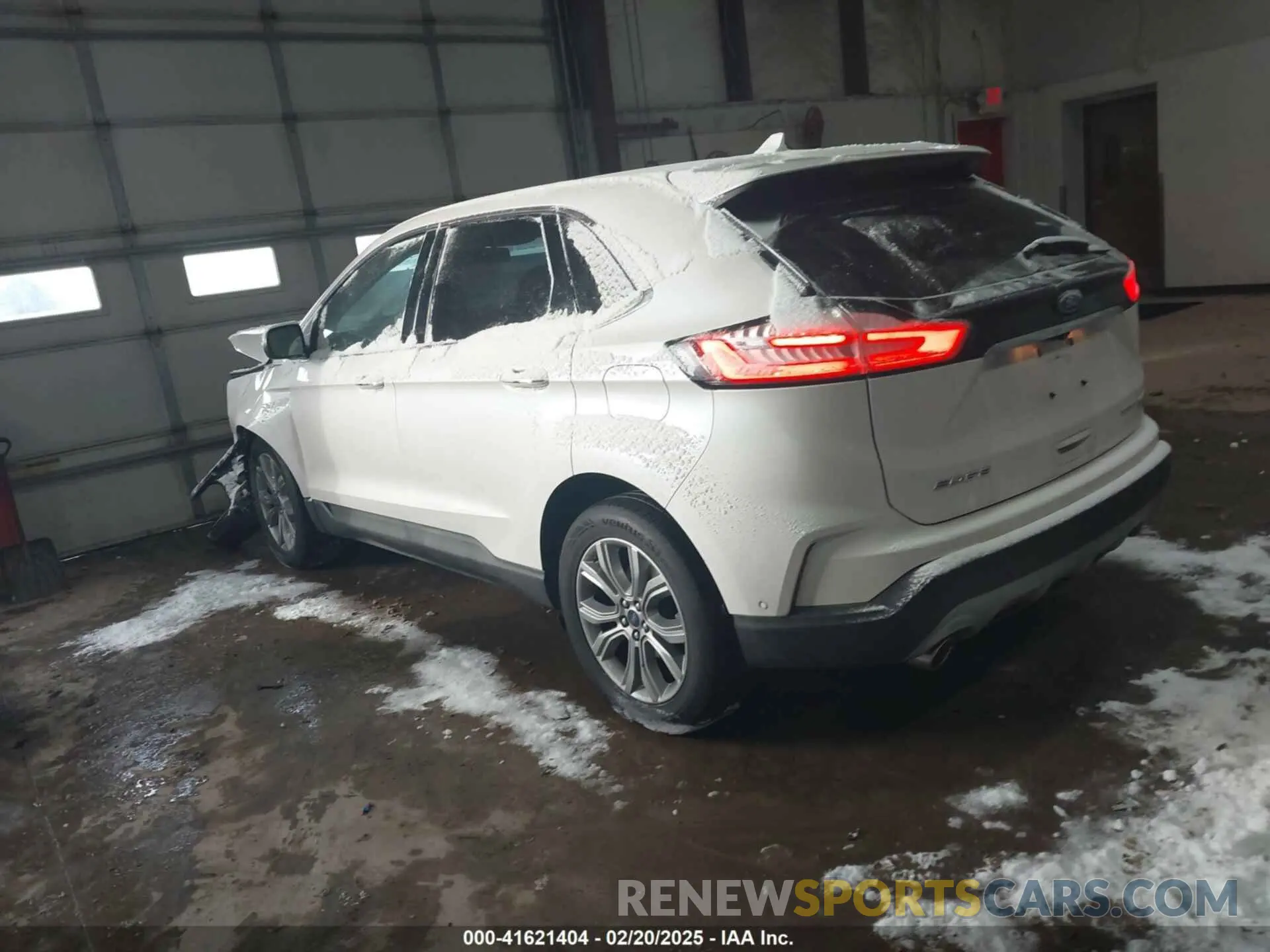 3 Photograph of a damaged car 2FMPK4K94KBC11744 FORD EDGE 2019