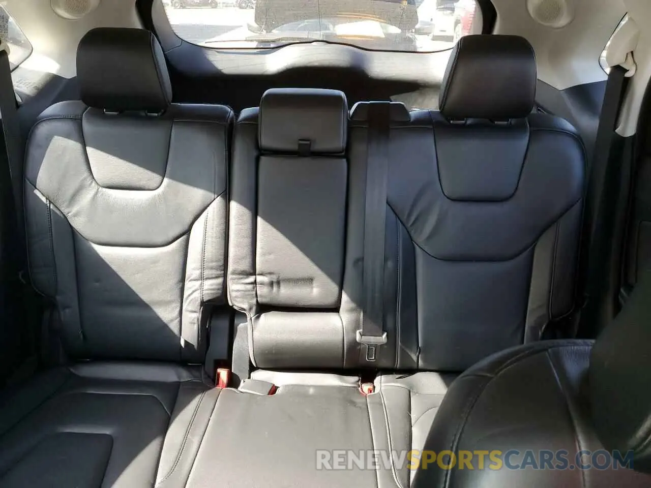 10 Photograph of a damaged car 2FMPK4K94KBC49247 FORD EDGE 2019