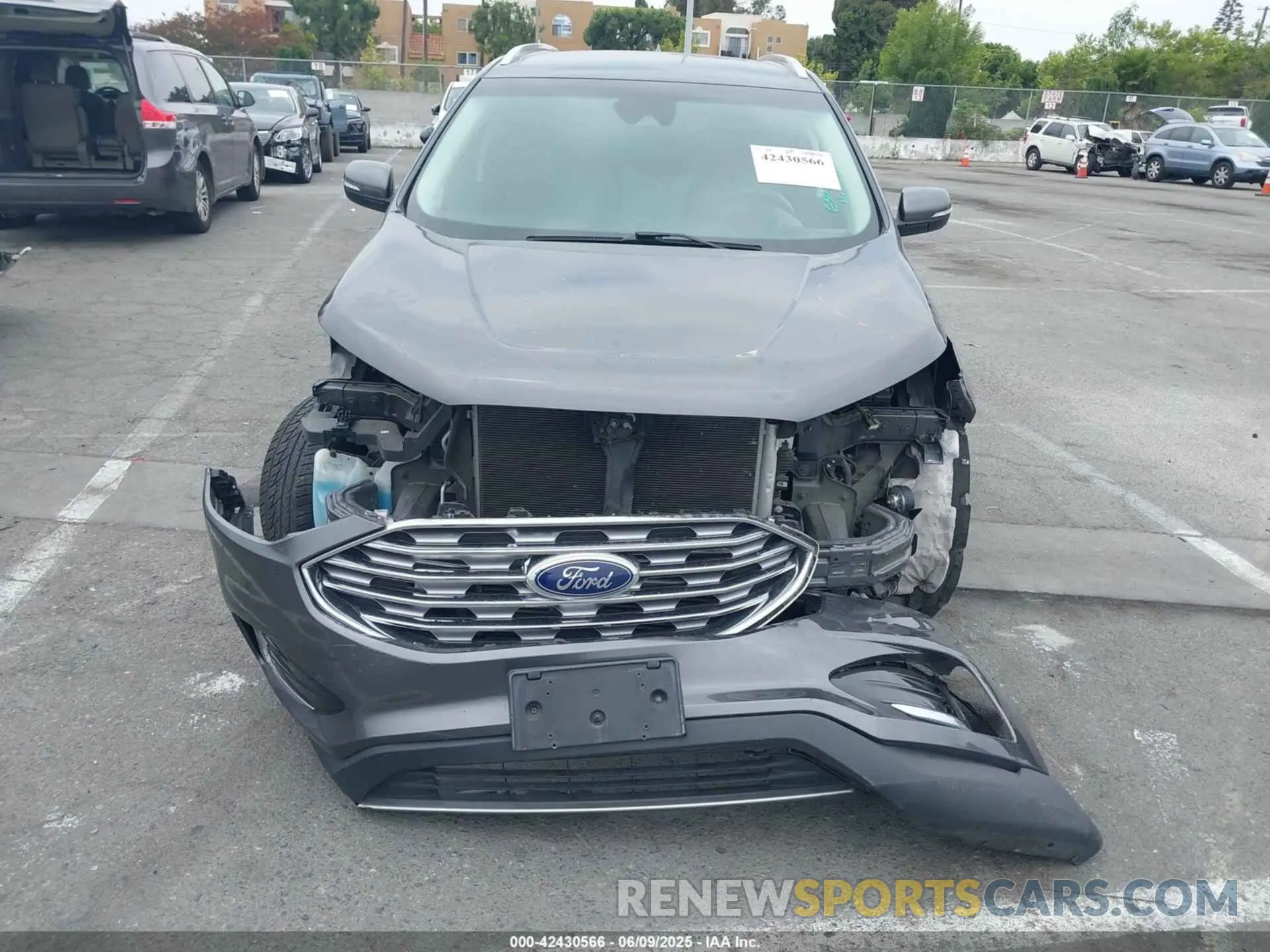13 Photograph of a damaged car 2FMPK4K96KBB62885 FORD EDGE 2019