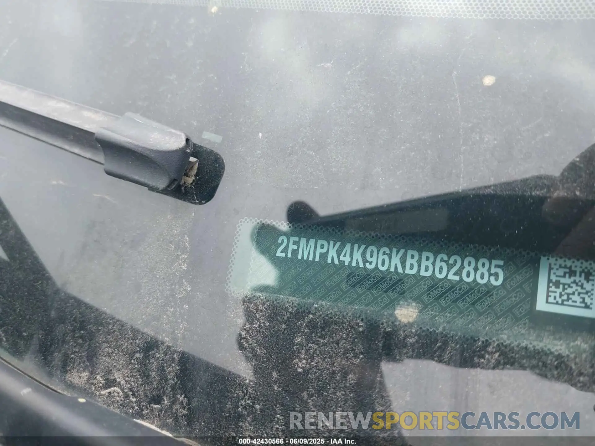 9 Photograph of a damaged car 2FMPK4K96KBB62885 FORD EDGE 2019