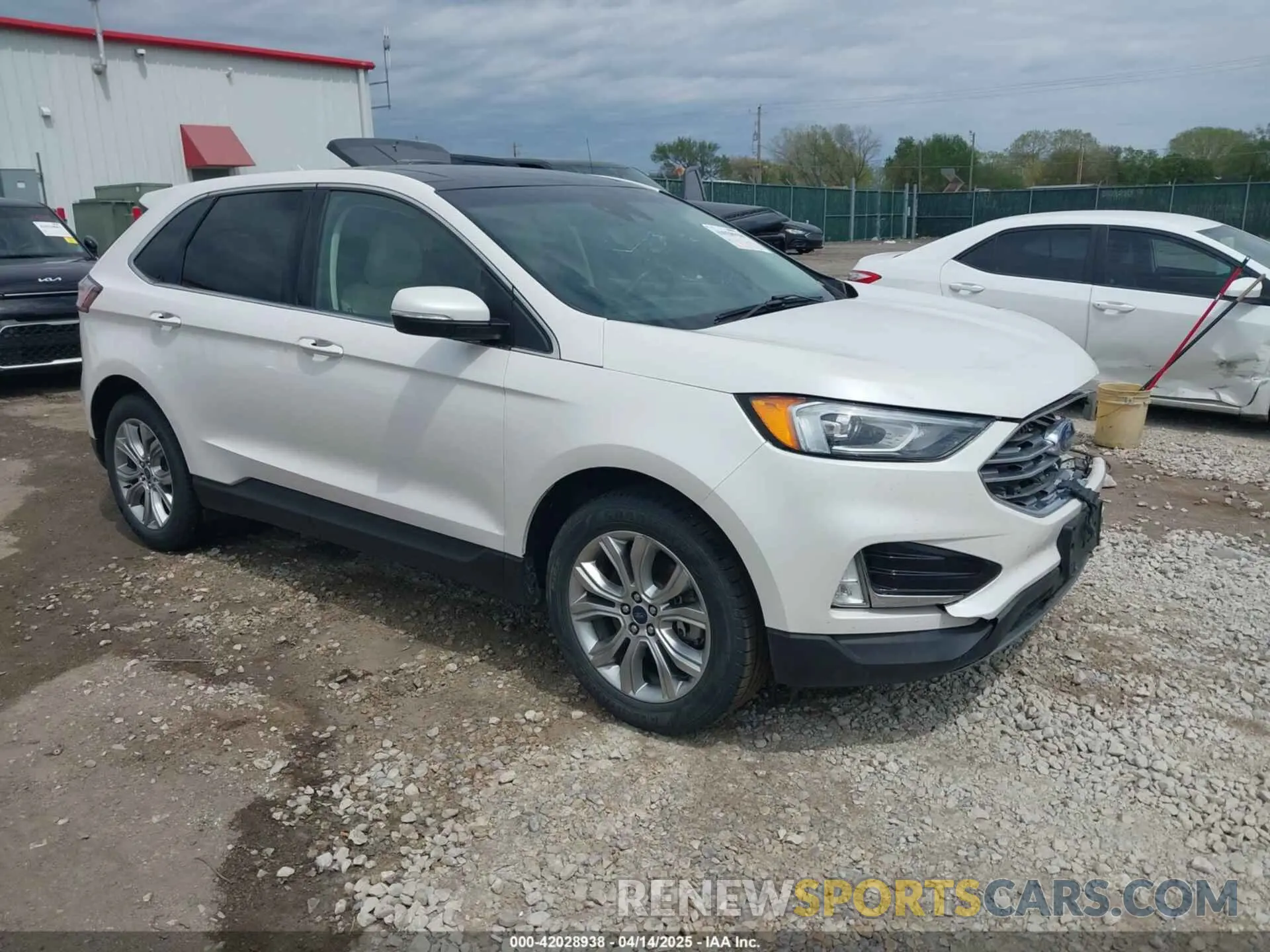 1 Photograph of a damaged car 2FMPK4K96KBC24463 FORD EDGE 2019