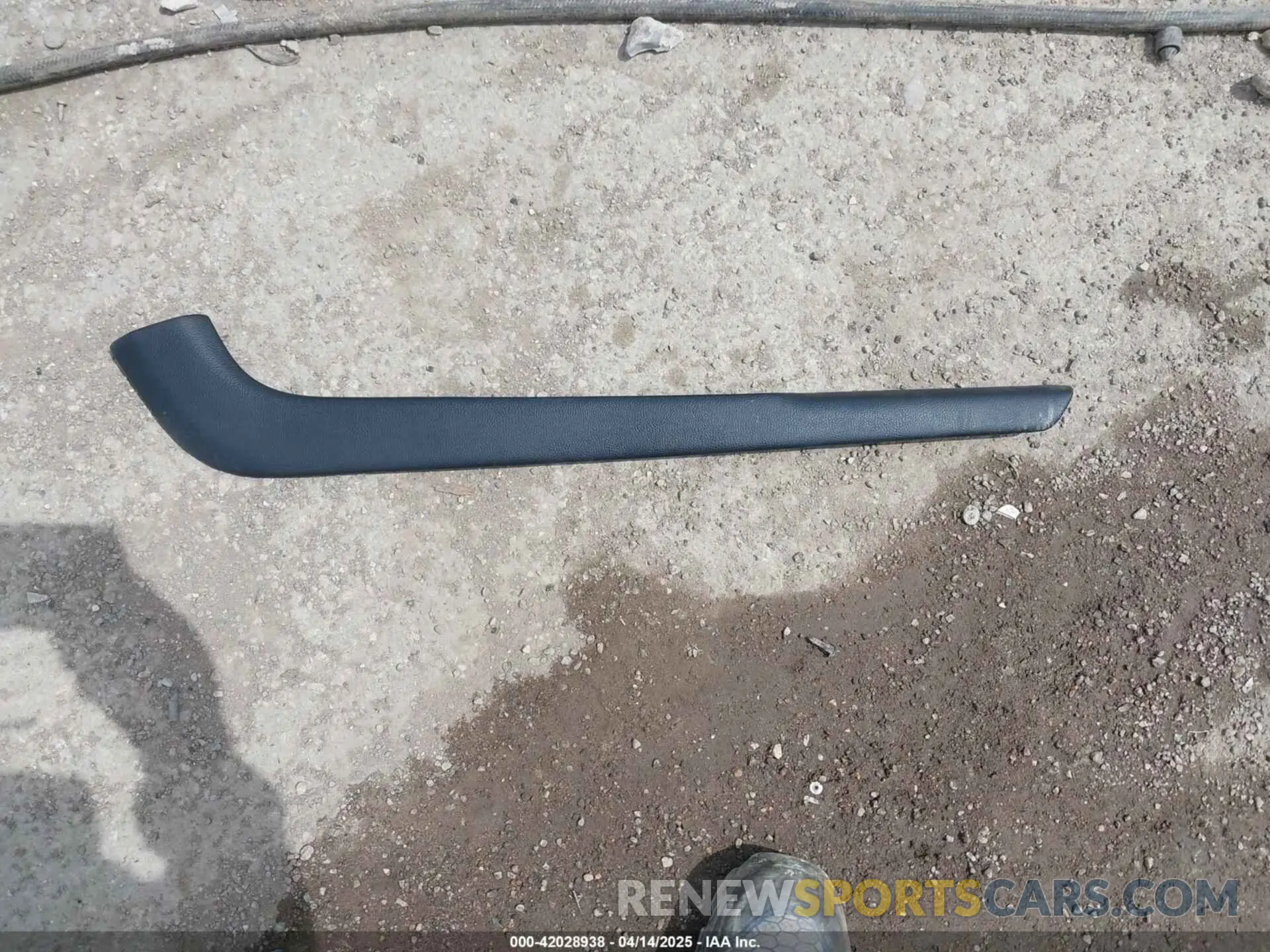 12 Photograph of a damaged car 2FMPK4K96KBC24463 FORD EDGE 2019
