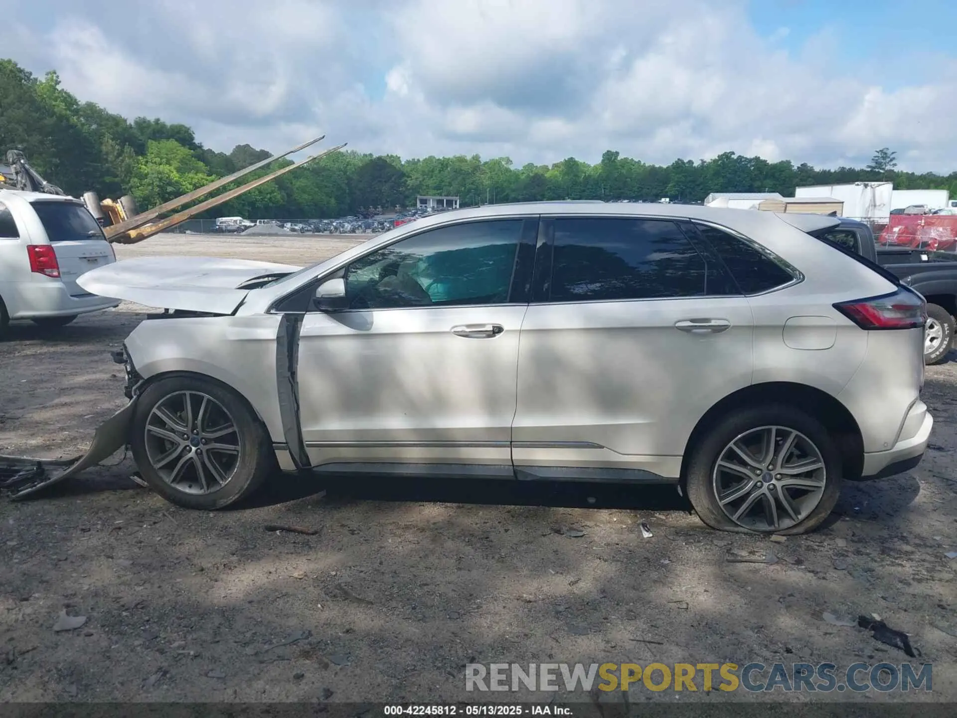14 Photograph of a damaged car 2FMPK4K97KBB11721 FORD EDGE 2019