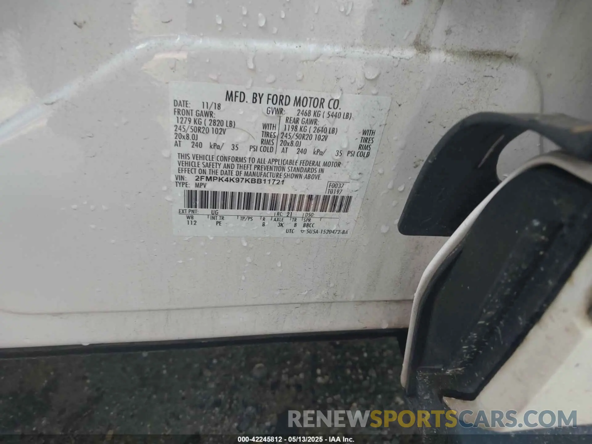 9 Photograph of a damaged car 2FMPK4K97KBB11721 FORD EDGE 2019
