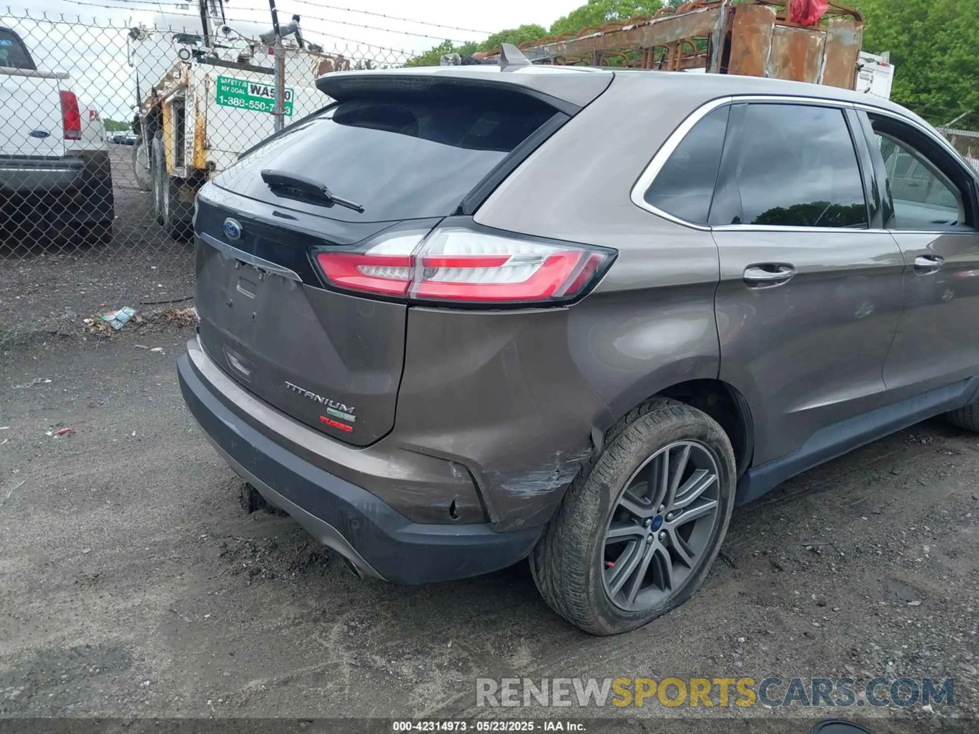 6 Photograph of a damaged car 2FMPK4K97KBB91876 FORD EDGE 2019