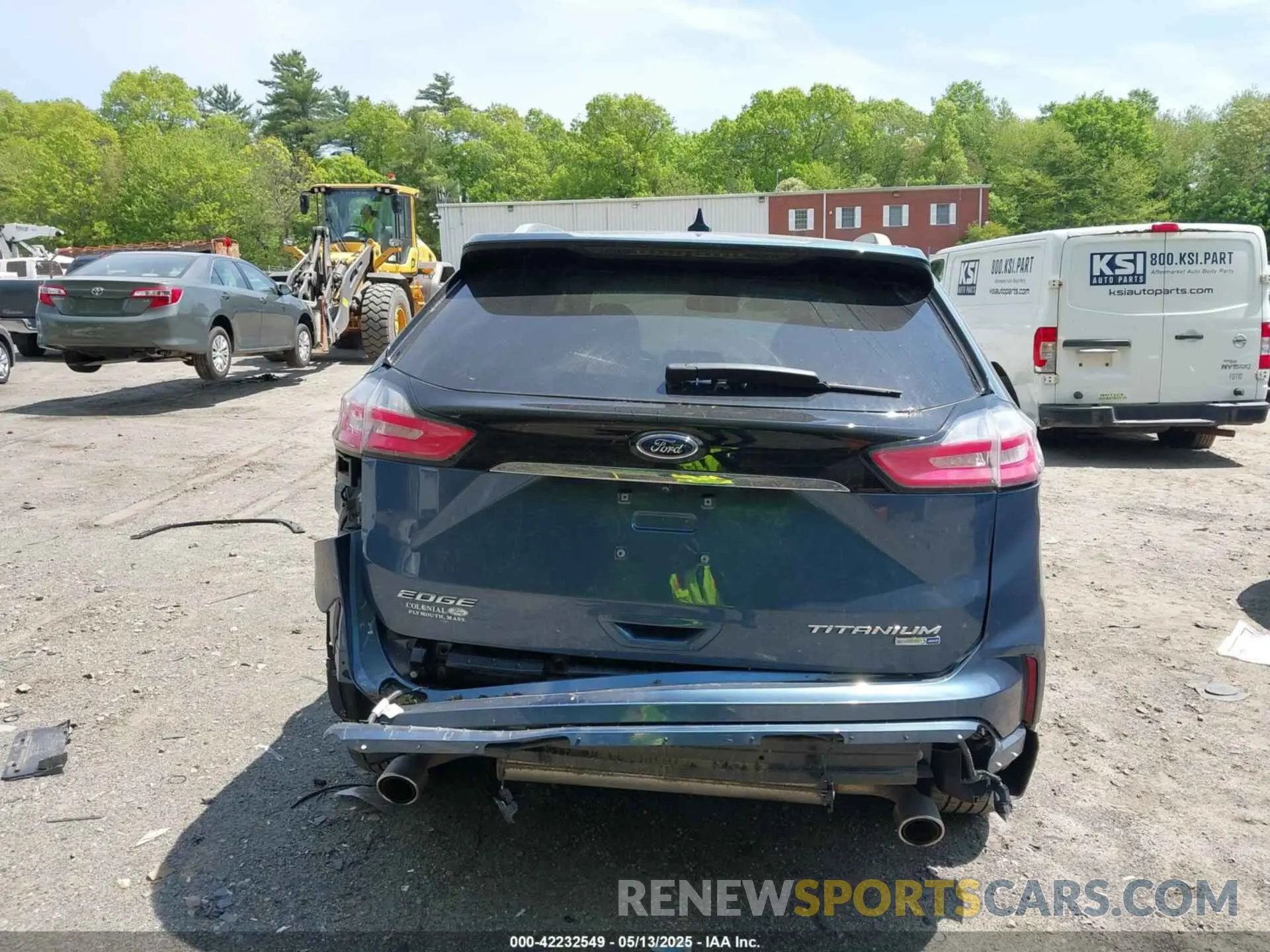17 Photograph of a damaged car 2FMPK4K97KBC40378 FORD EDGE 2019