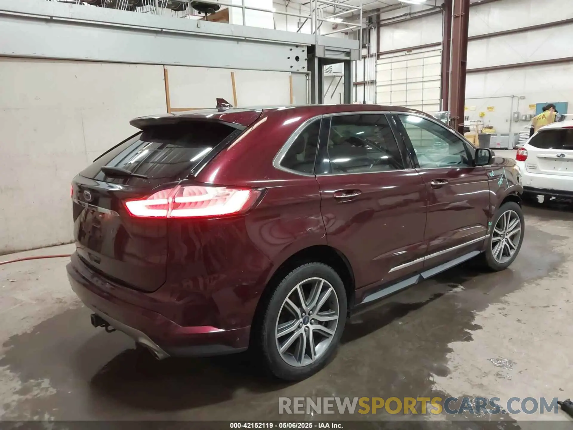 4 Photograph of a damaged car 2FMPK4K98KBB10089 FORD EDGE 2019