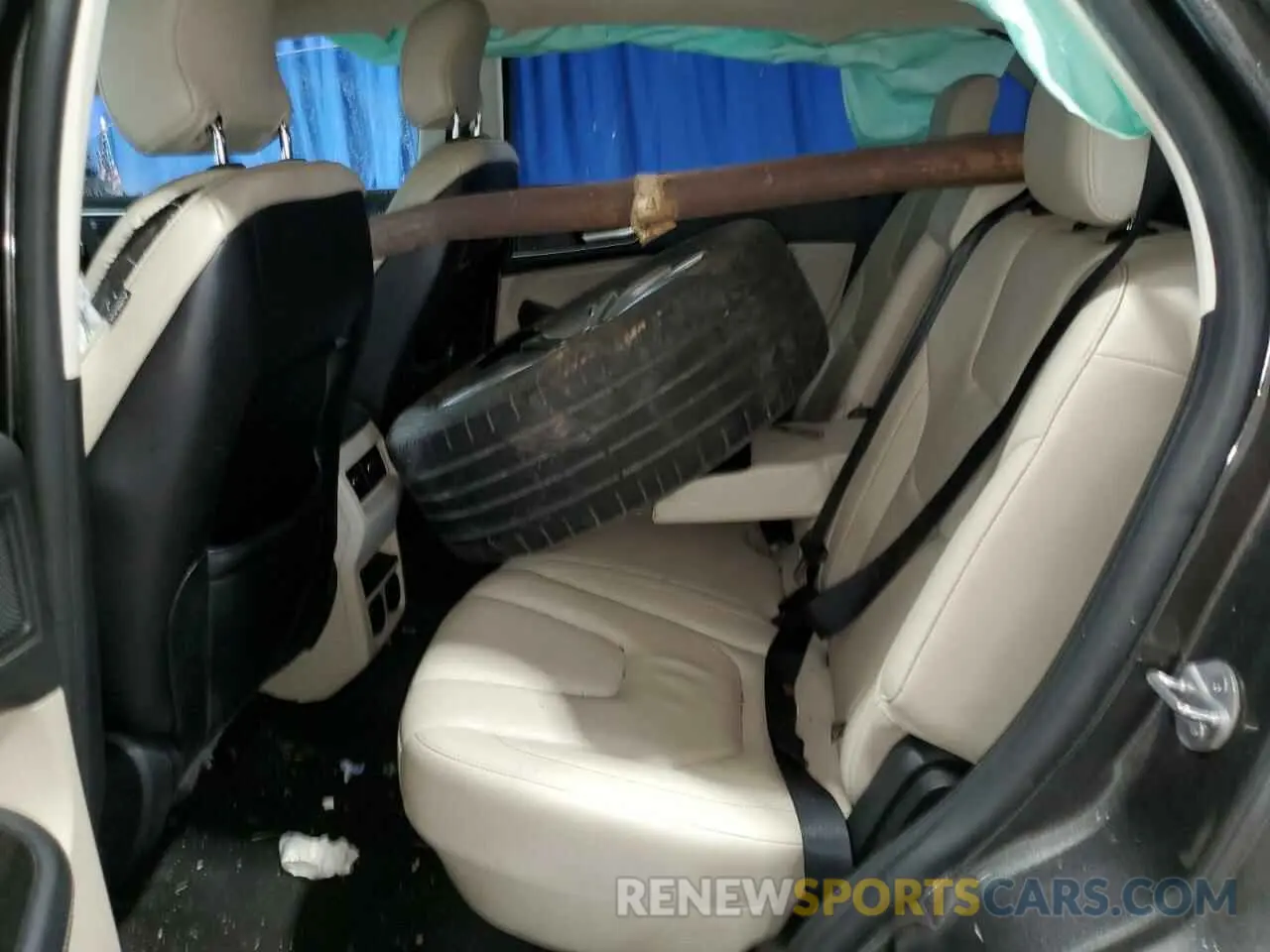 11 Photograph of a damaged car 2FMPK4K98KBC39921 FORD EDGE 2019