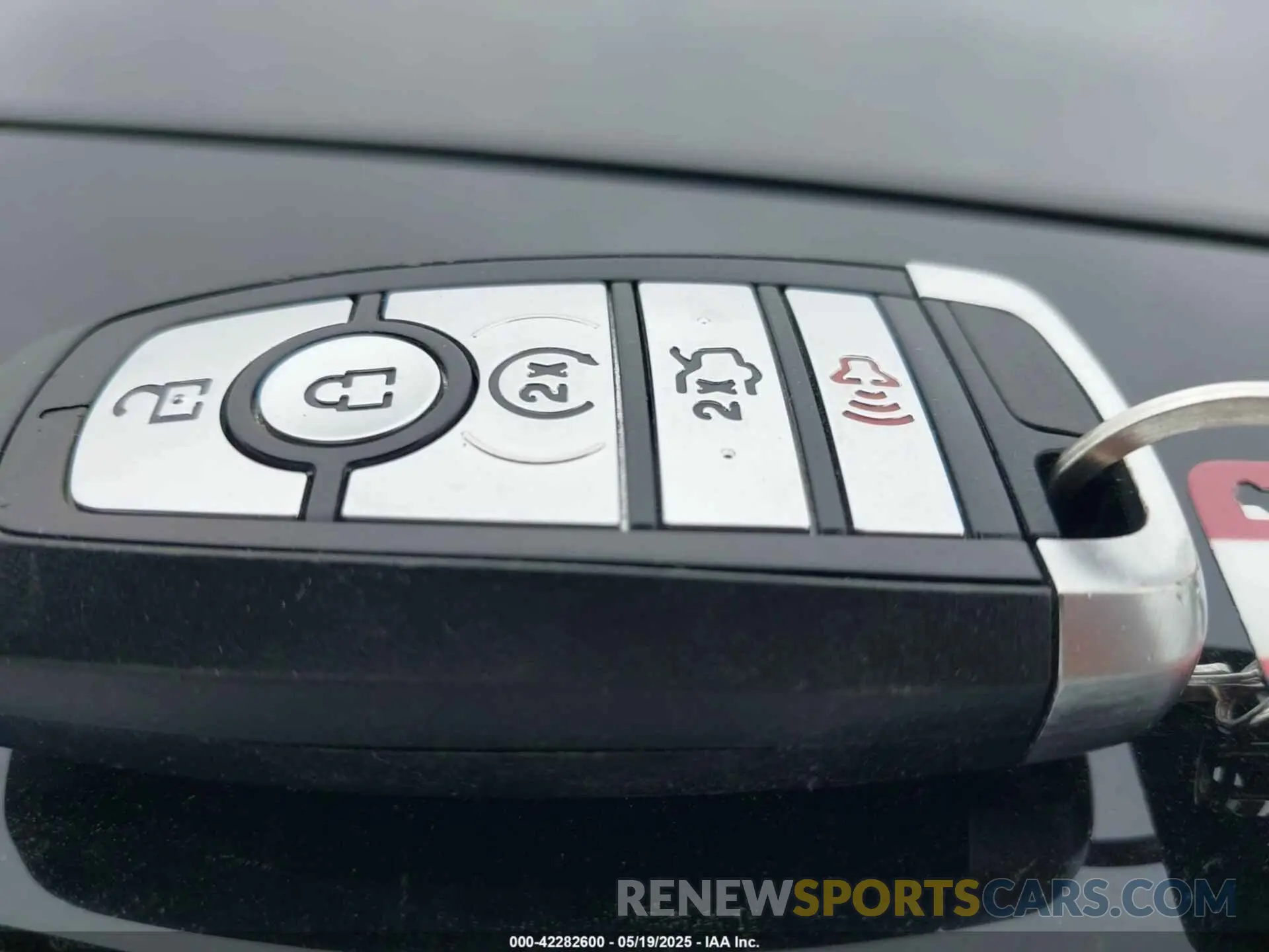 11 Photograph of a damaged car 2FMPK4K99KBB56336 FORD EDGE 2019
