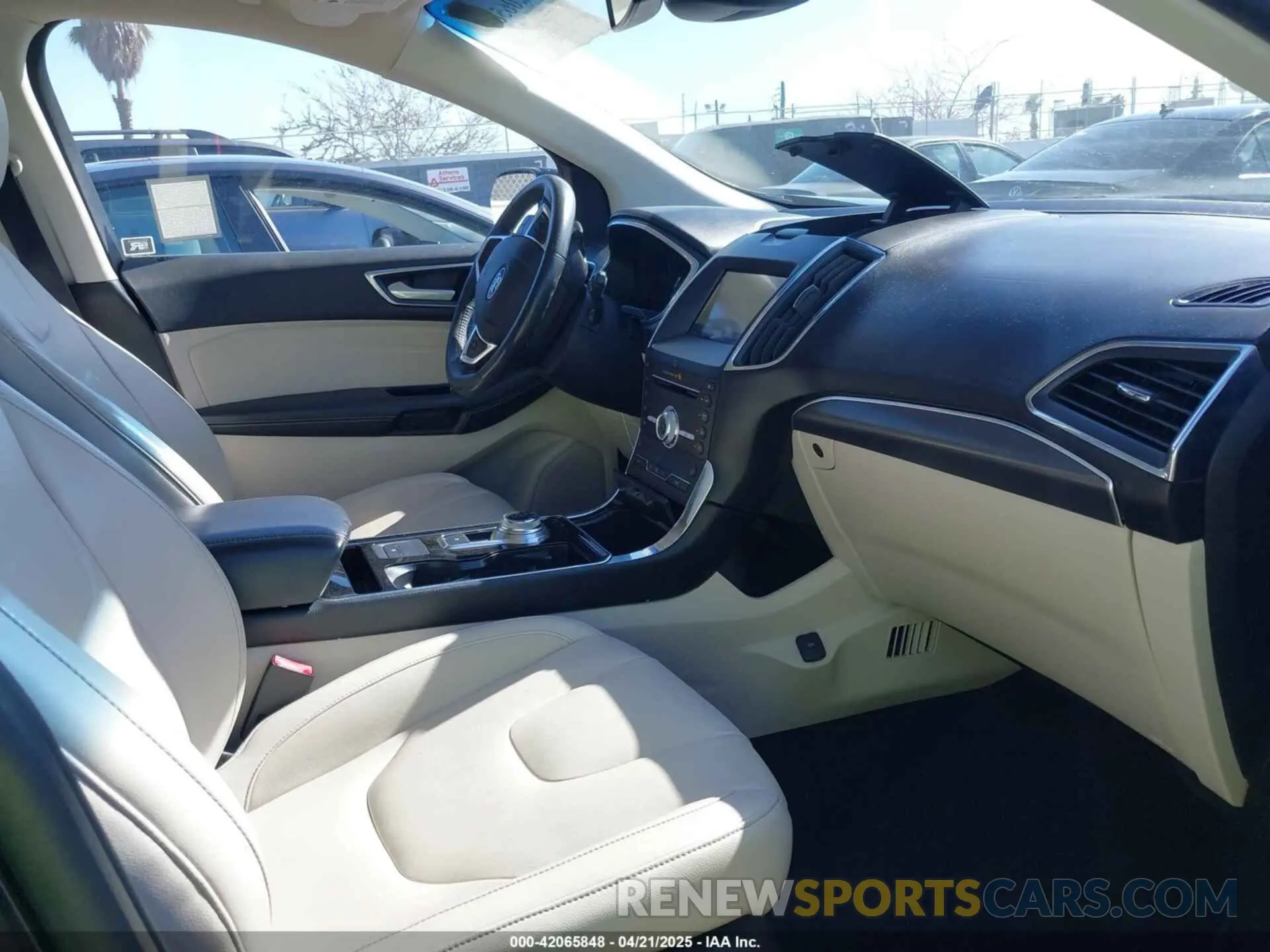 5 Photograph of a damaged car 2FMPK4K99KBB76439 FORD EDGE 2019