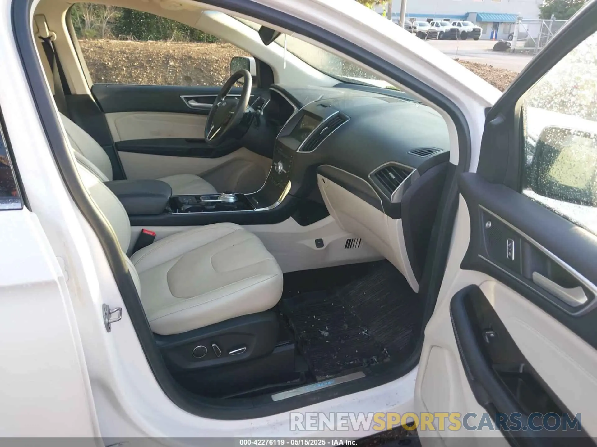 5 Photograph of a damaged car 2FMPK4K9XKBC05821 FORD EDGE 2019
