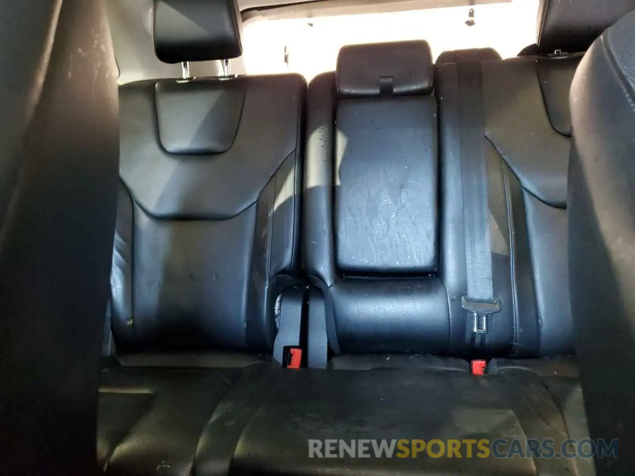 10 Photograph of a damaged car 2FMPK4K9XKBC11683 FORD EDGE 2019