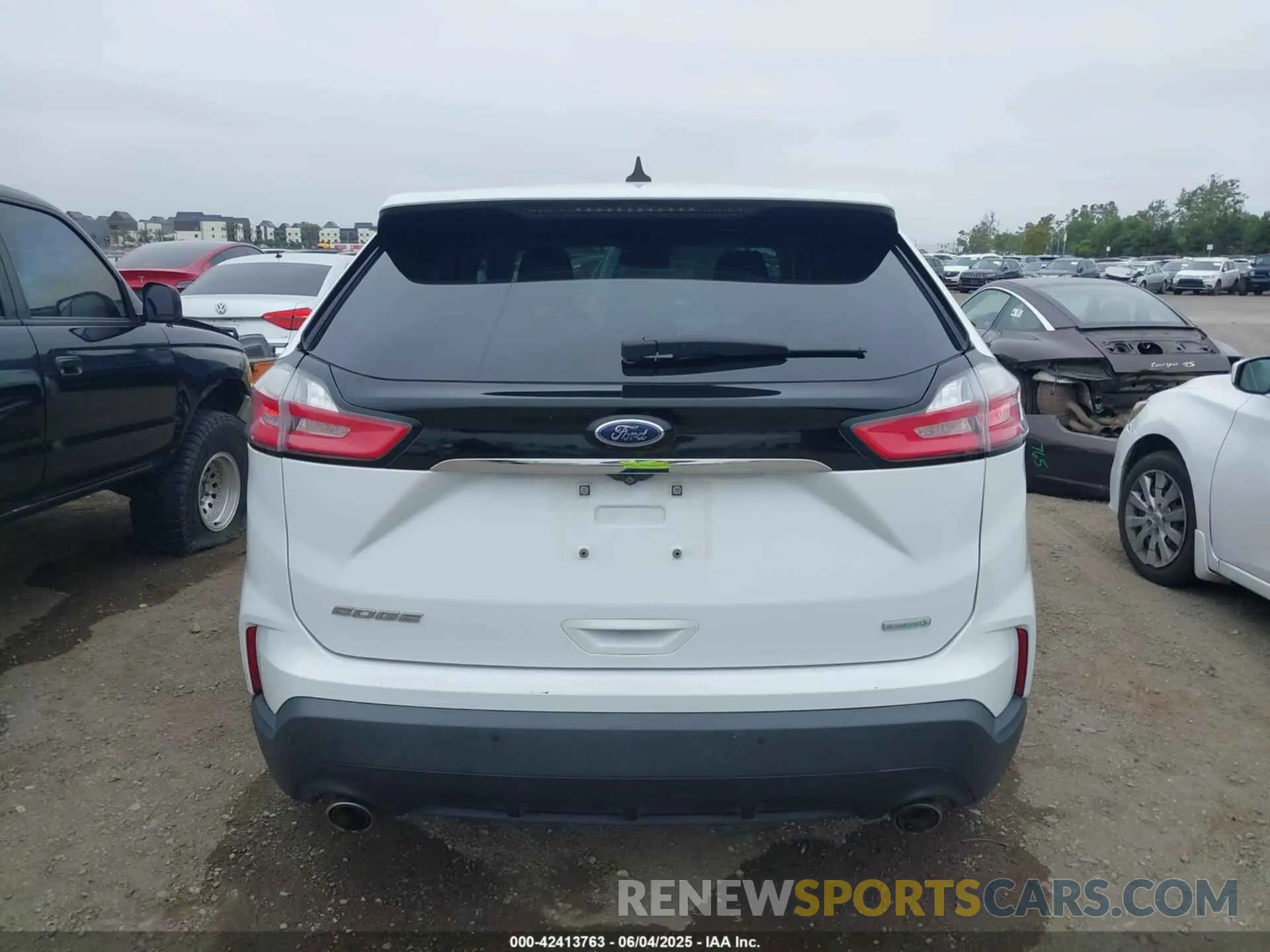 16 Photograph of a damaged car 2FMPK3G92LBB16765 FORD EDGE 2020