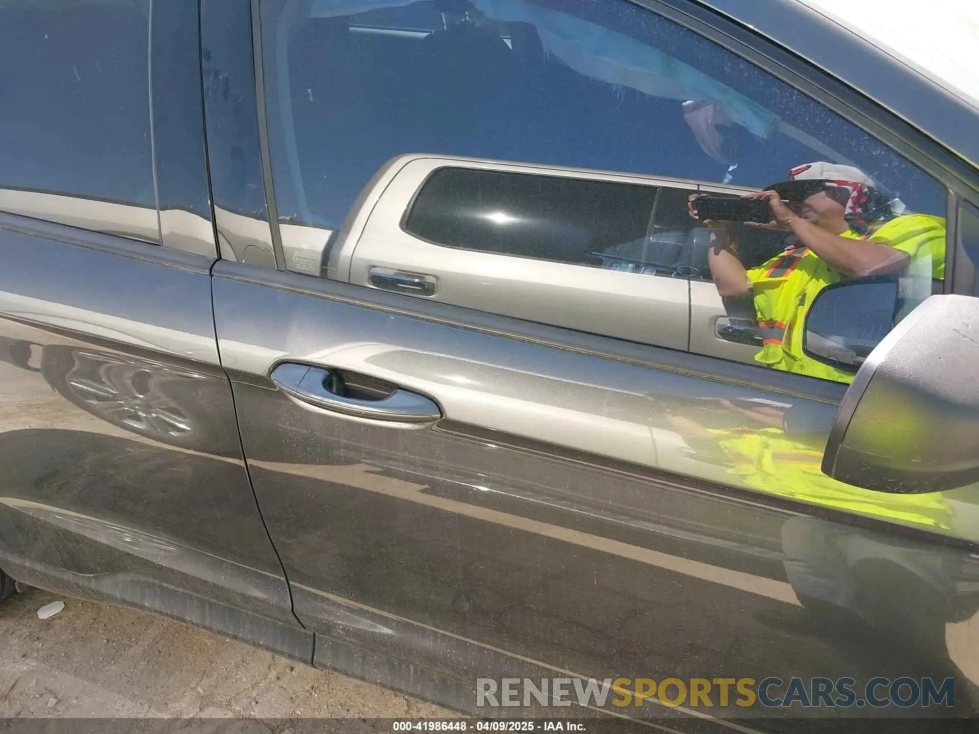 12 Photograph of a damaged car 2FMPK3G93LBB28455 FORD EDGE 2020