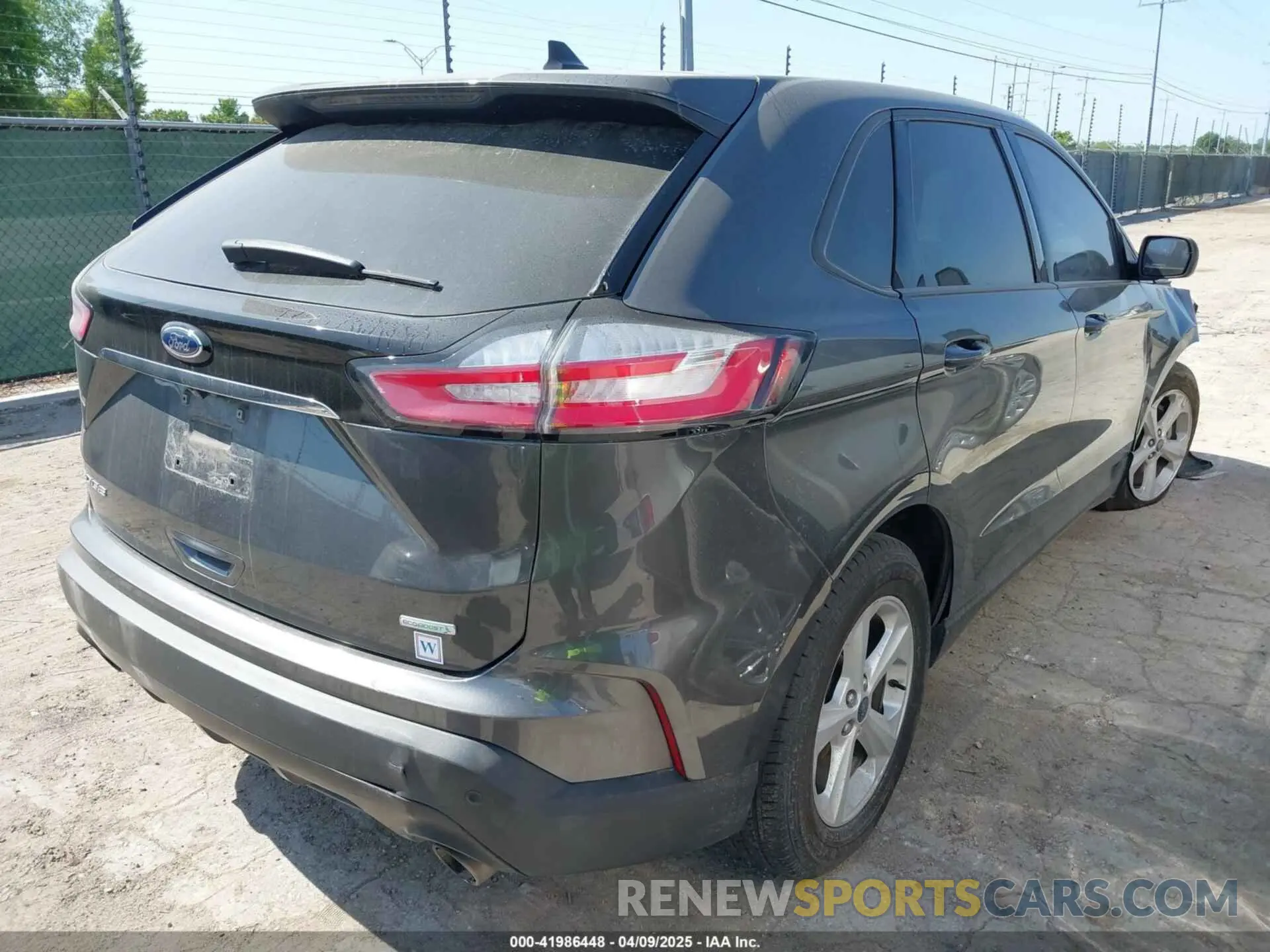 4 Photograph of a damaged car 2FMPK3G93LBB28455 FORD EDGE 2020