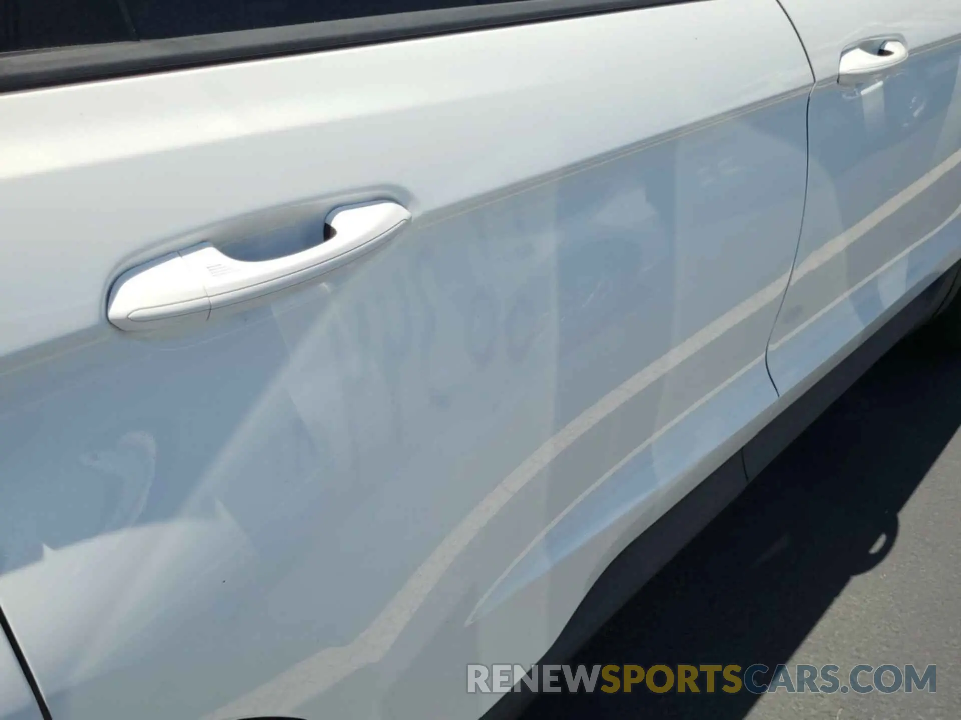 1 Photograph of a damaged car 2FMPK3G98LBA30683 FORD EDGE 2020
