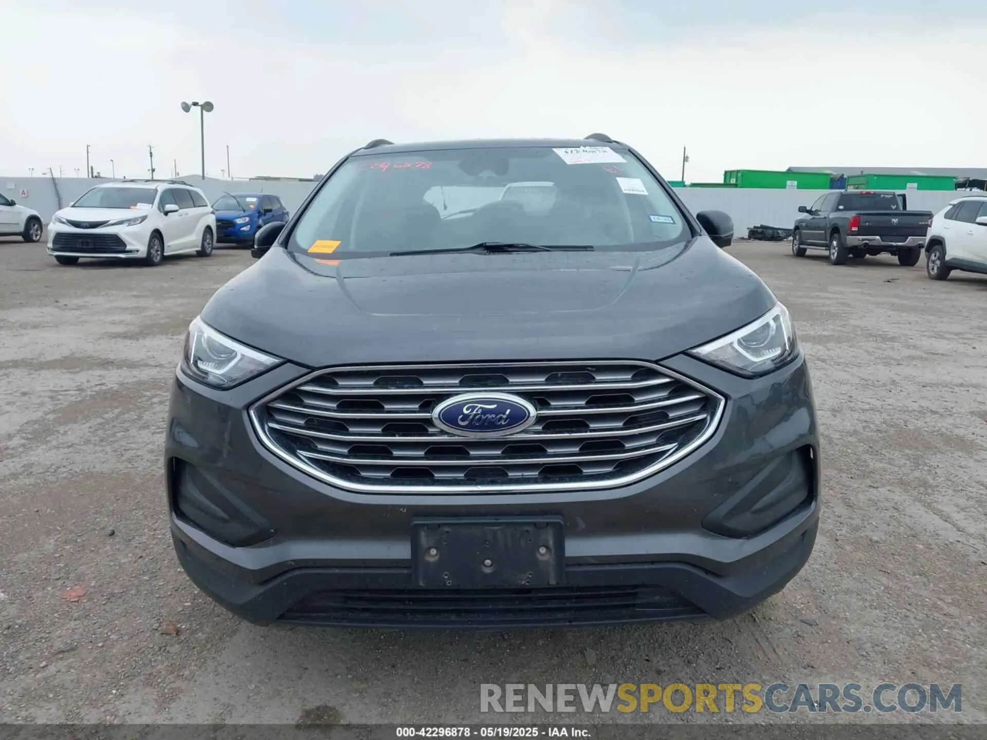 12 Photograph of a damaged car 2FMPK3G98LBB53318 FORD EDGE 2020