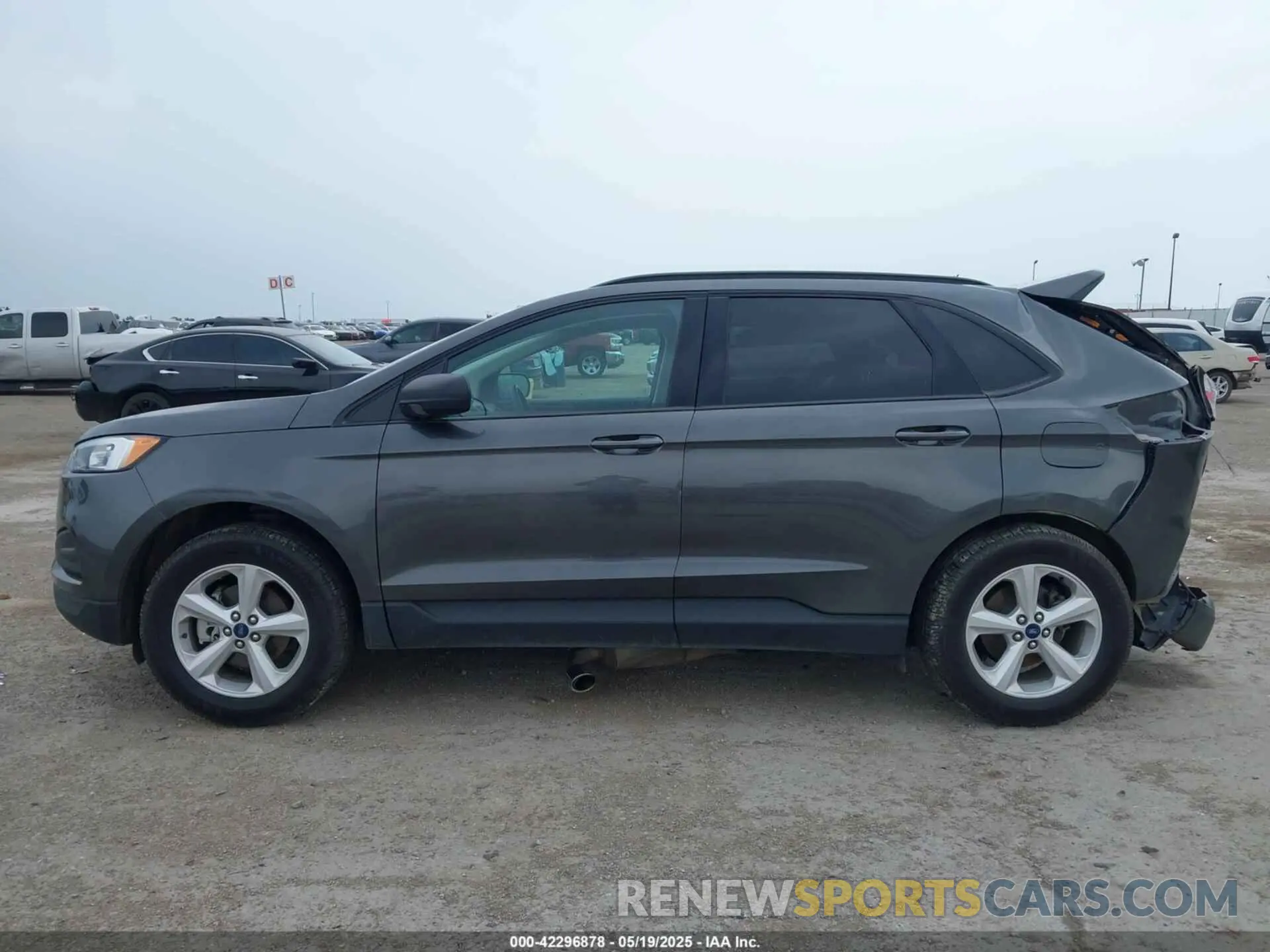 14 Photograph of a damaged car 2FMPK3G98LBB53318 FORD EDGE 2020