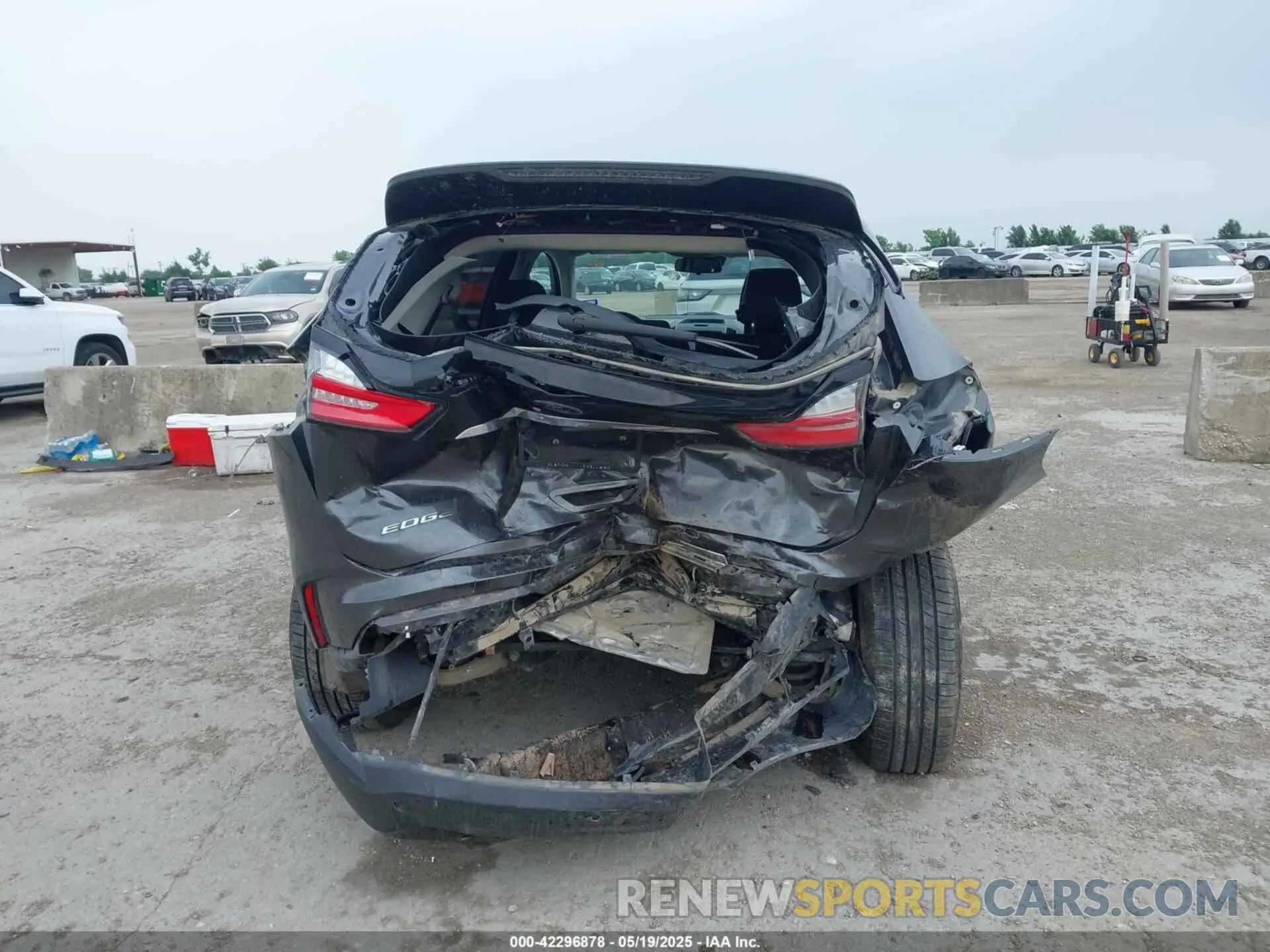 6 Photograph of a damaged car 2FMPK3G98LBB53318 FORD EDGE 2020