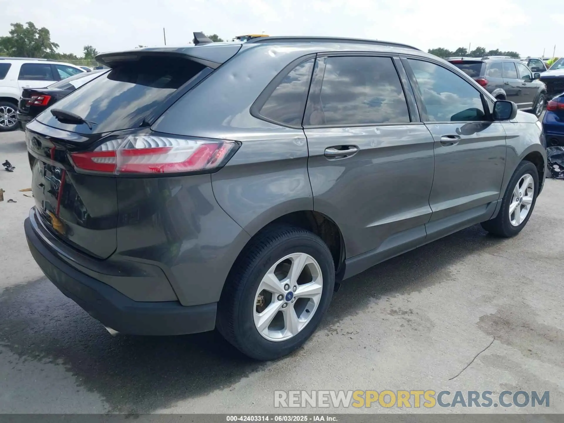 4 Photograph of a damaged car 2FMPK3G99LBB59628 FORD EDGE 2020