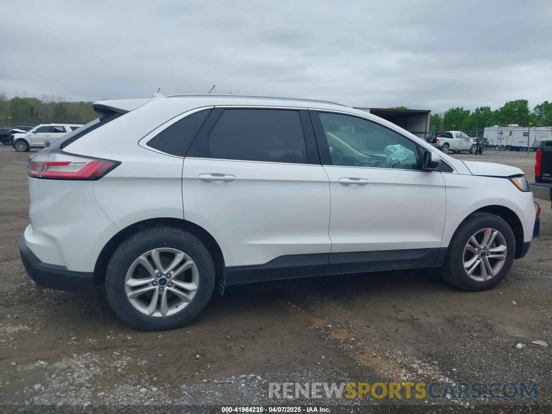 13 Photograph of a damaged car 2FMPK3J91LBA39394 FORD EDGE 2020