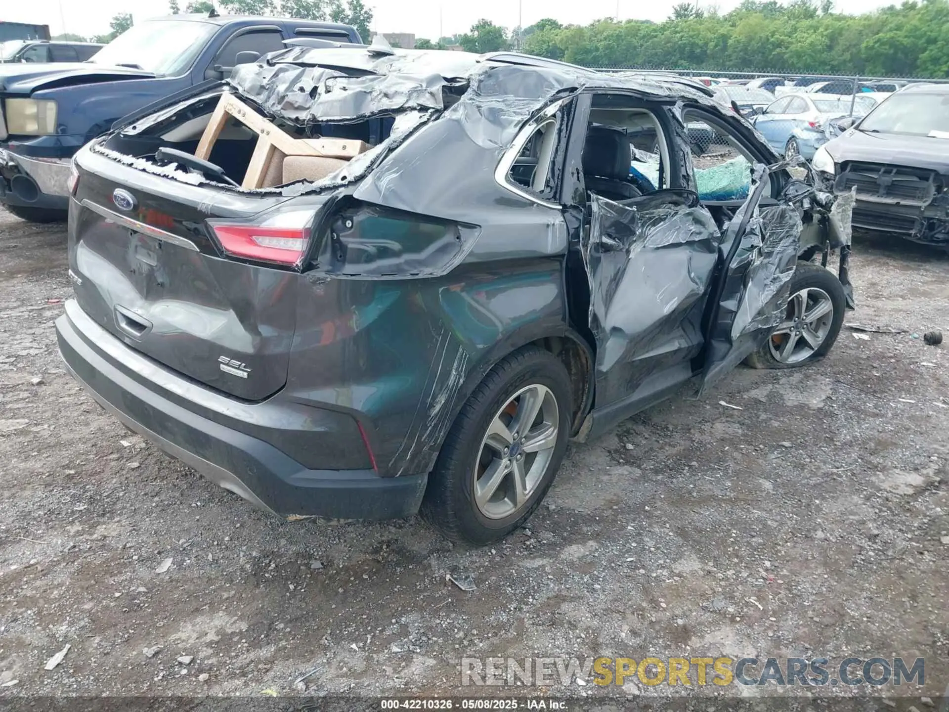 4 Photograph of a damaged car 2FMPK3J92LBA94128 FORD EDGE 2020