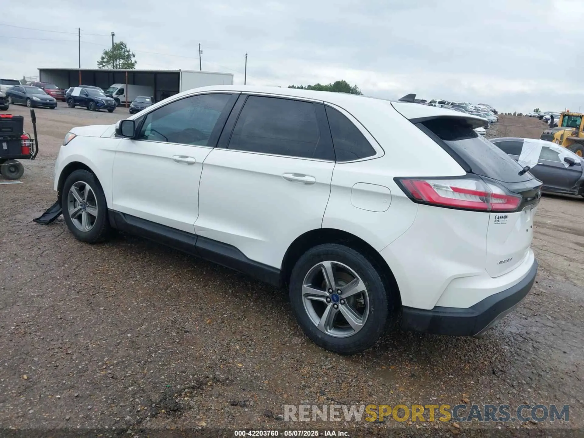 3 Photograph of a damaged car 2FMPK3J94LBB42454 FORD EDGE 2020