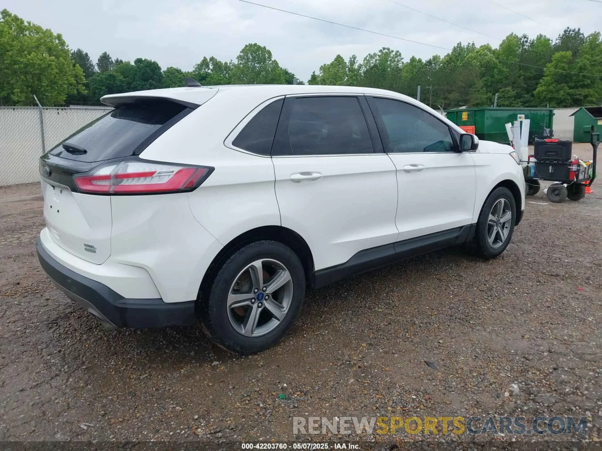 4 Photograph of a damaged car 2FMPK3J94LBB42454 FORD EDGE 2020