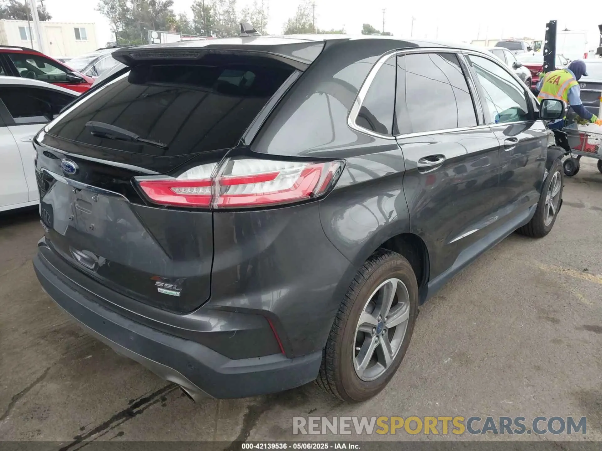 4 Photograph of a damaged car 2FMPK3J95LBA27779 FORD EDGE 2020
