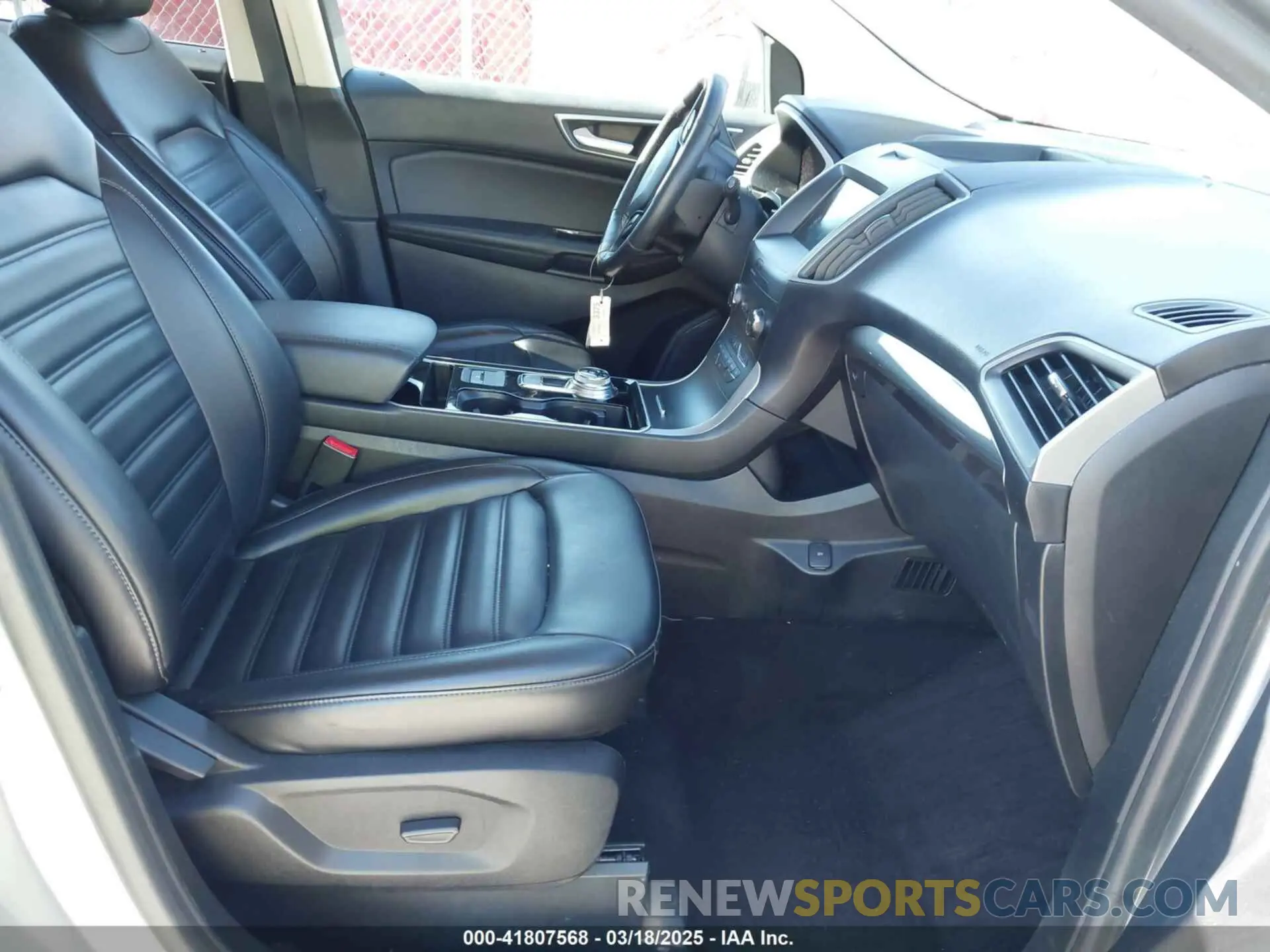 5 Photograph of a damaged car 2FMPK3J95LBA60541 FORD EDGE 2020