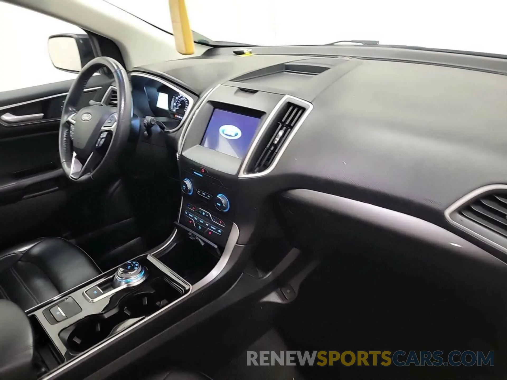 4 Photograph of a damaged car 2FMPK3J95LBA61012 FORD EDGE 2020