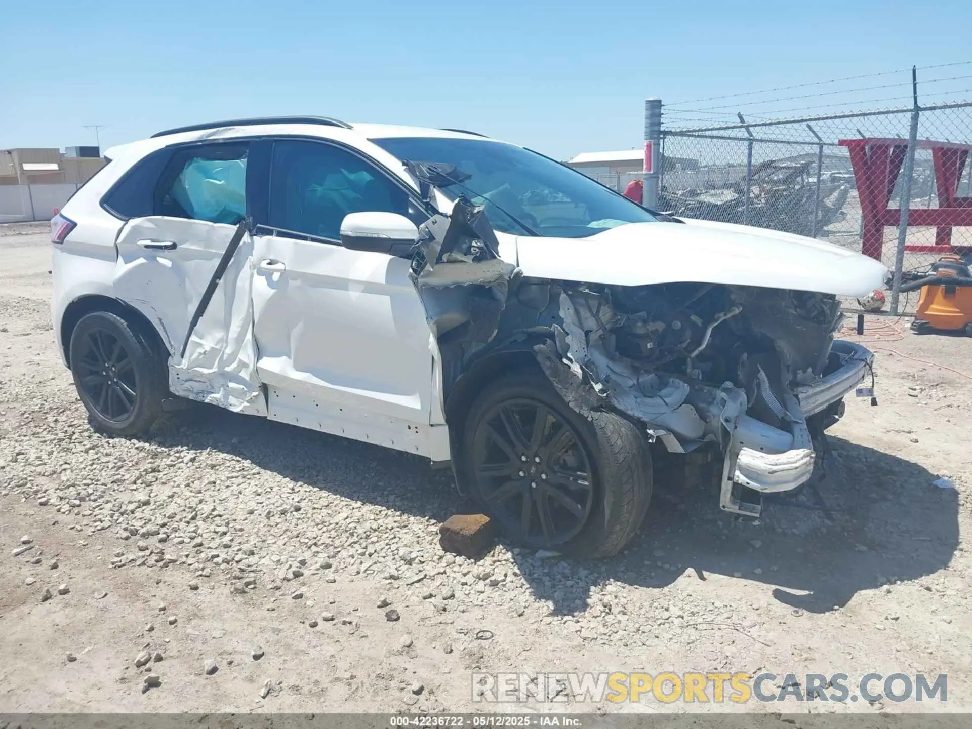 1 Photograph of a damaged car 2FMPK3J96LBB18186 FORD EDGE 2020