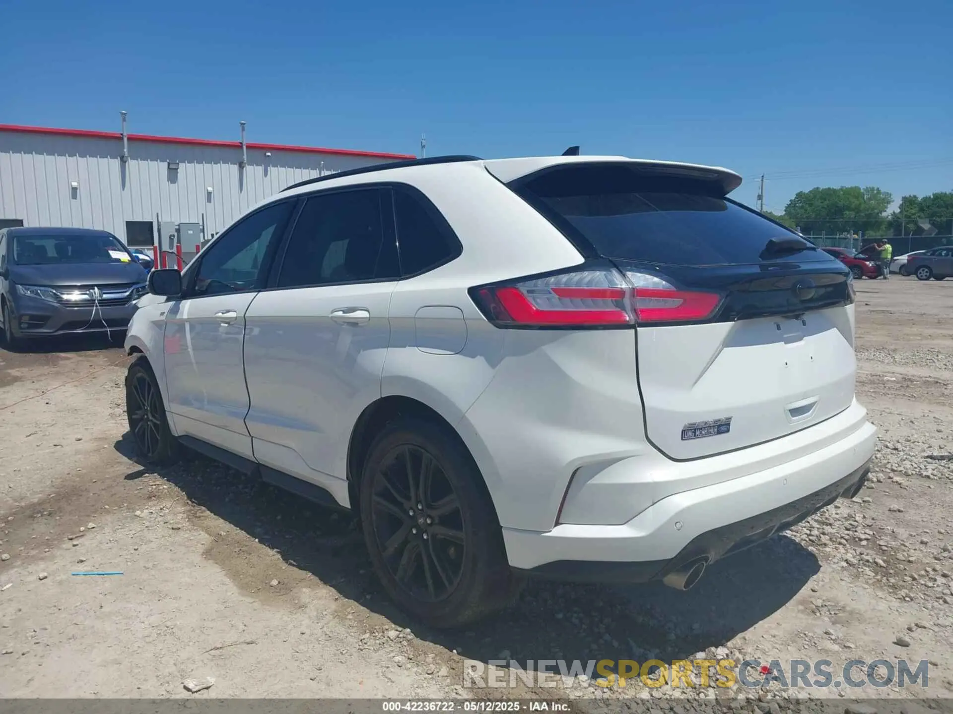 3 Photograph of a damaged car 2FMPK3J96LBB18186 FORD EDGE 2020