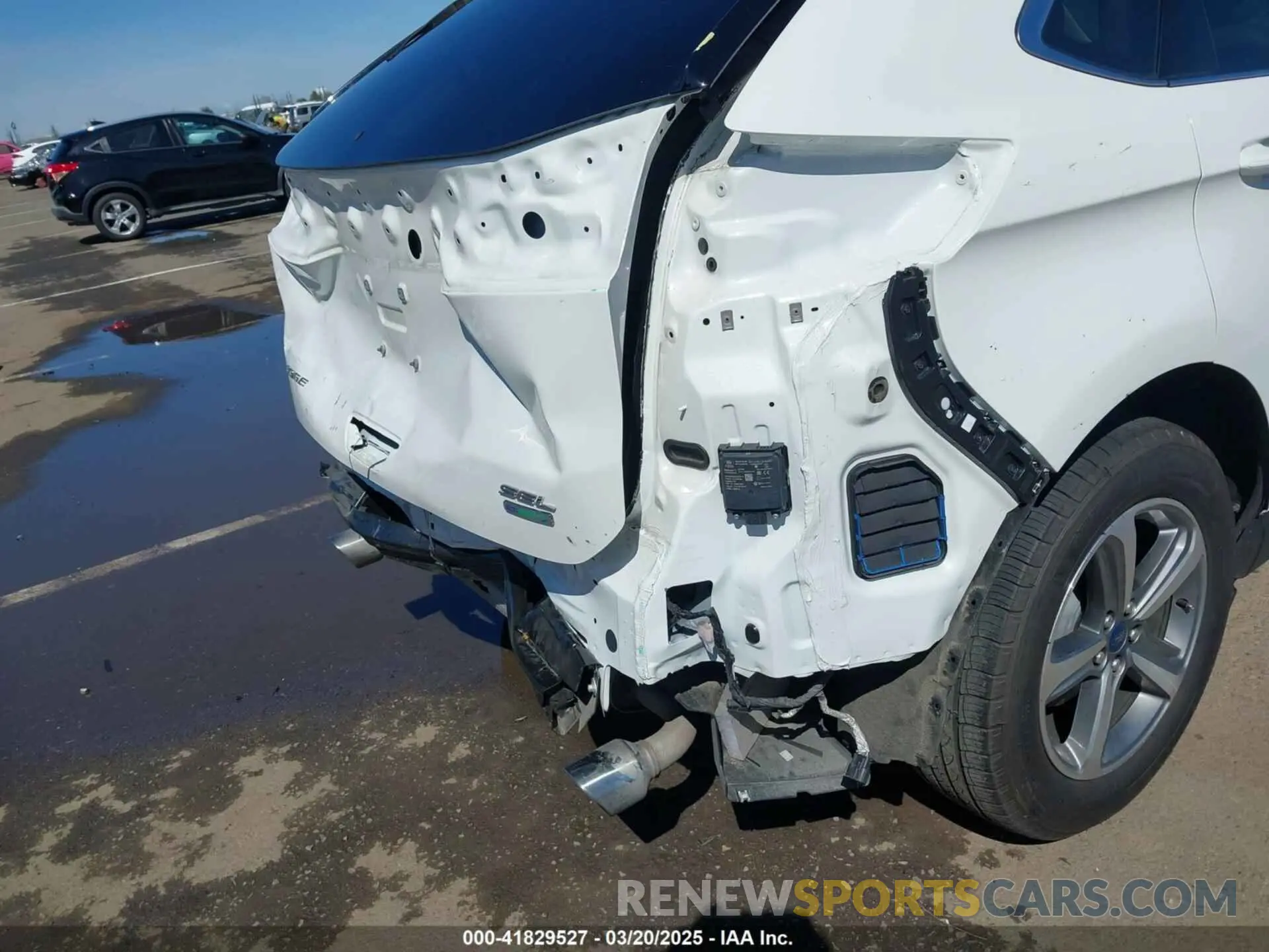 18 Photograph of a damaged car 2FMPK3J99LBB11314 FORD EDGE 2020
