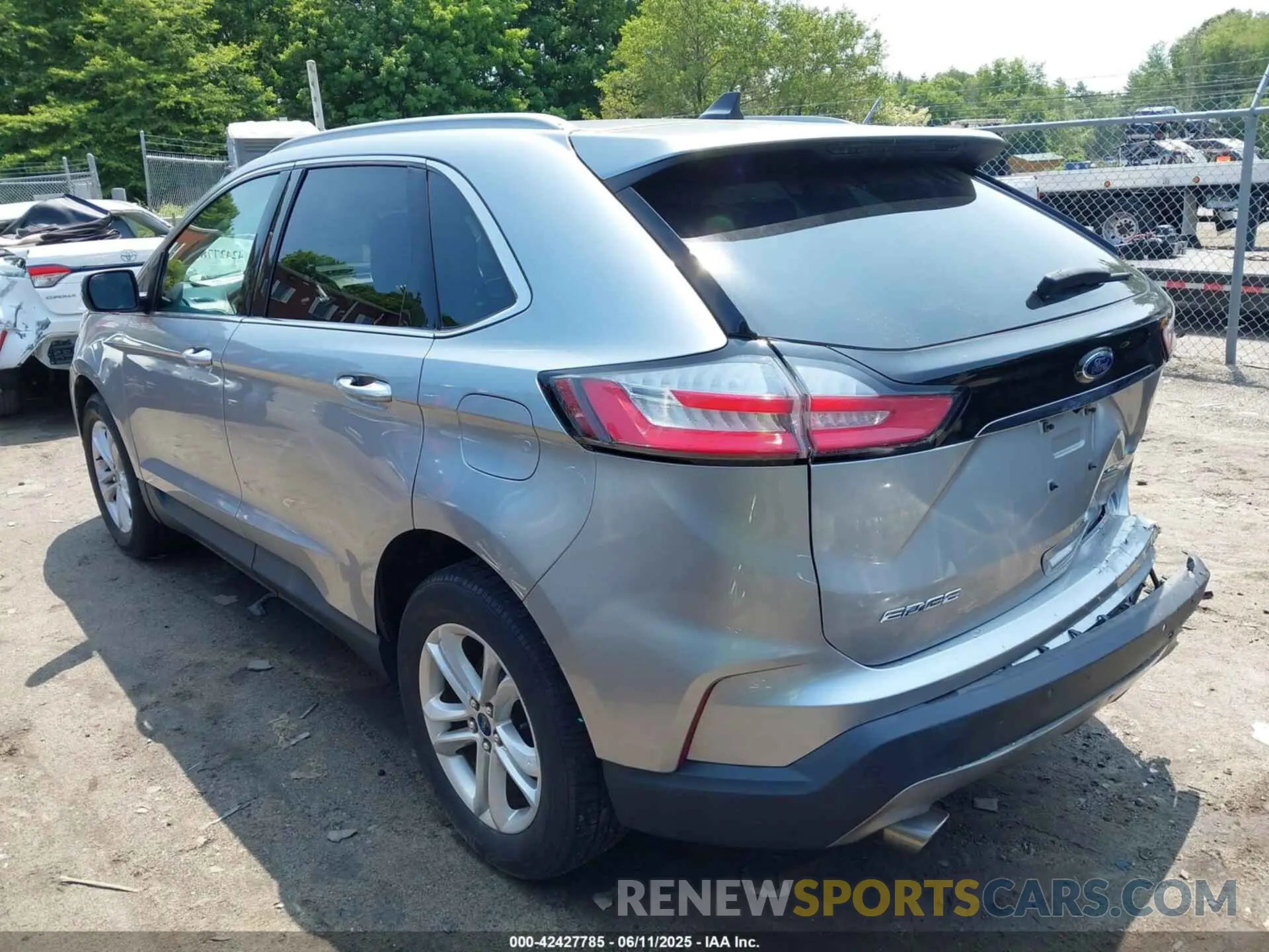 3 Photograph of a damaged car 2FMPK3J99LBB27660 FORD EDGE 2020