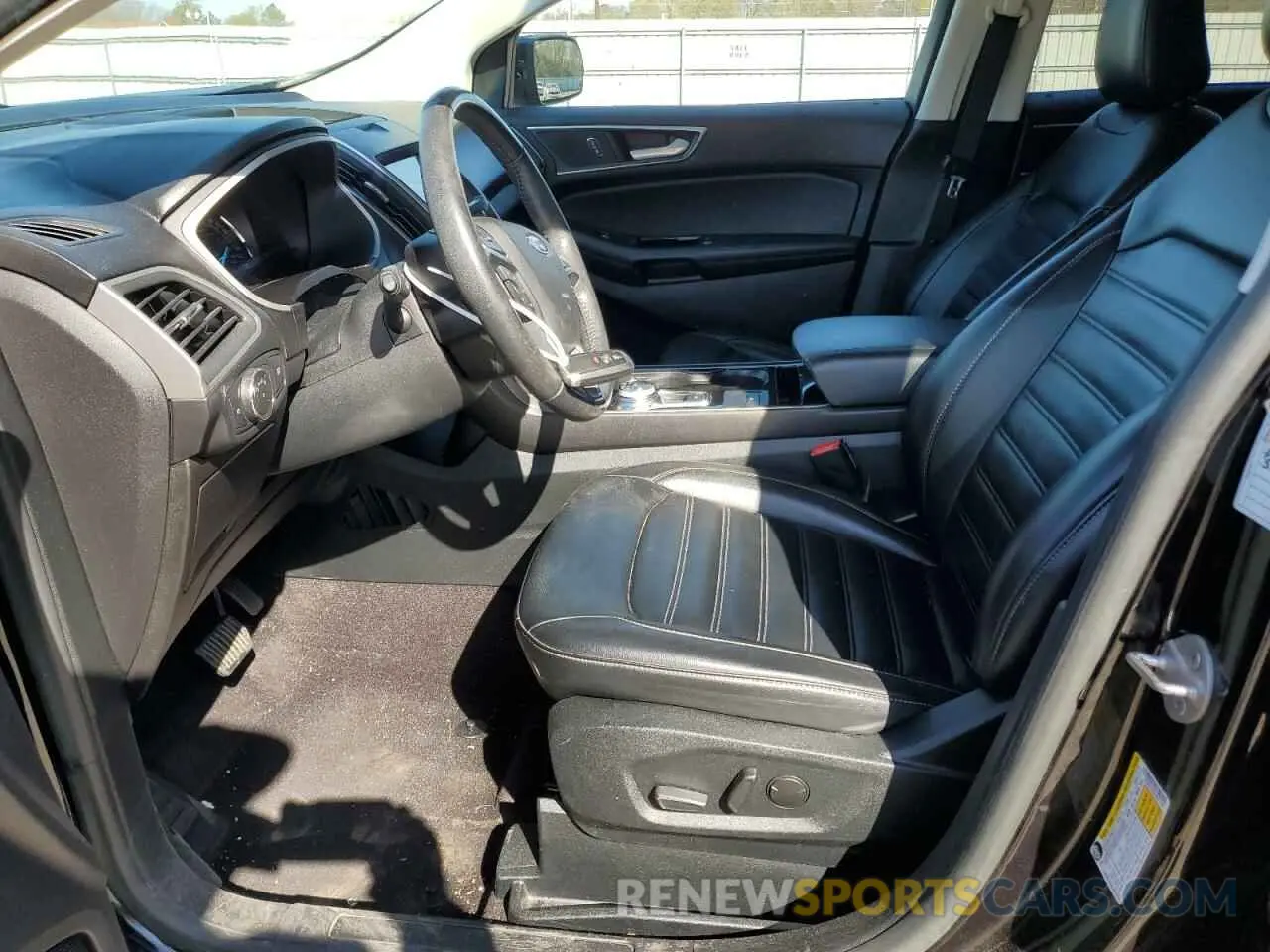 7 Photograph of a damaged car 2FMPK3J9XLBA17331 FORD EDGE 2020