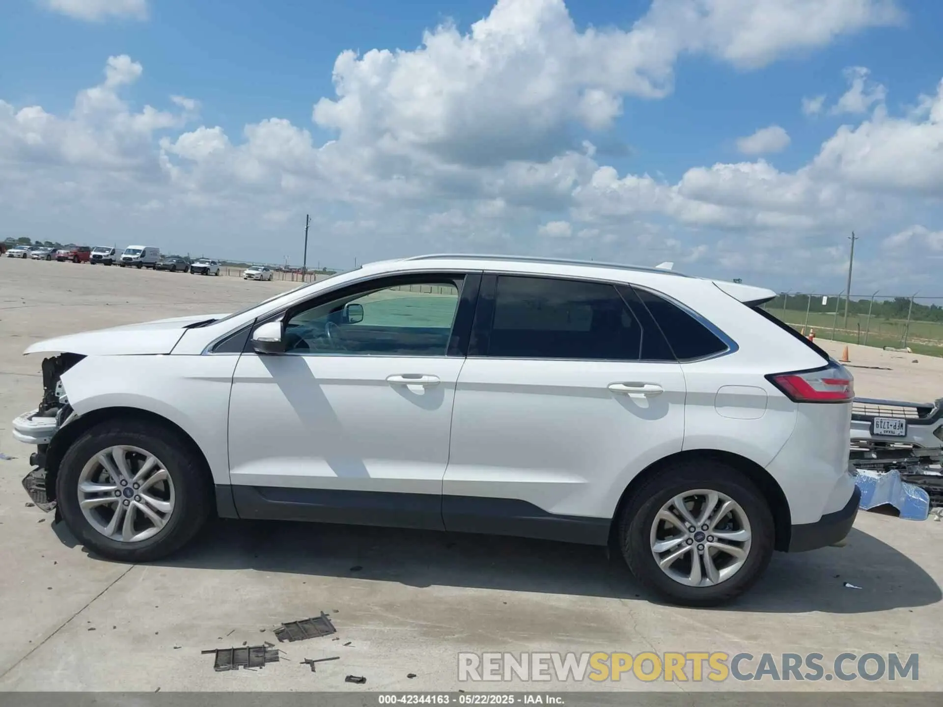 14 Photograph of a damaged car 2FMPK3J9XLBA28782 FORD EDGE 2020