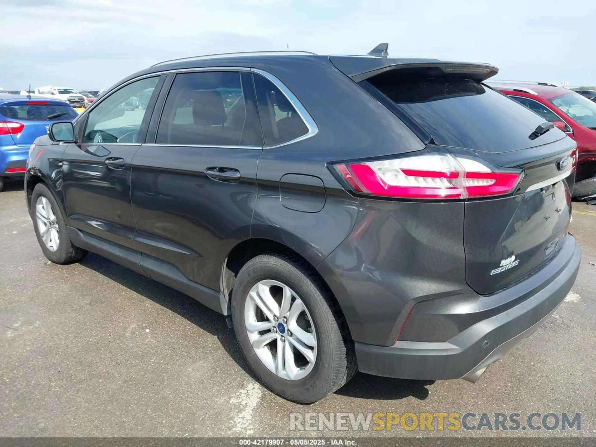 3 Photograph of a damaged car 2FMPK3J9XLBA54556 FORD EDGE 2020