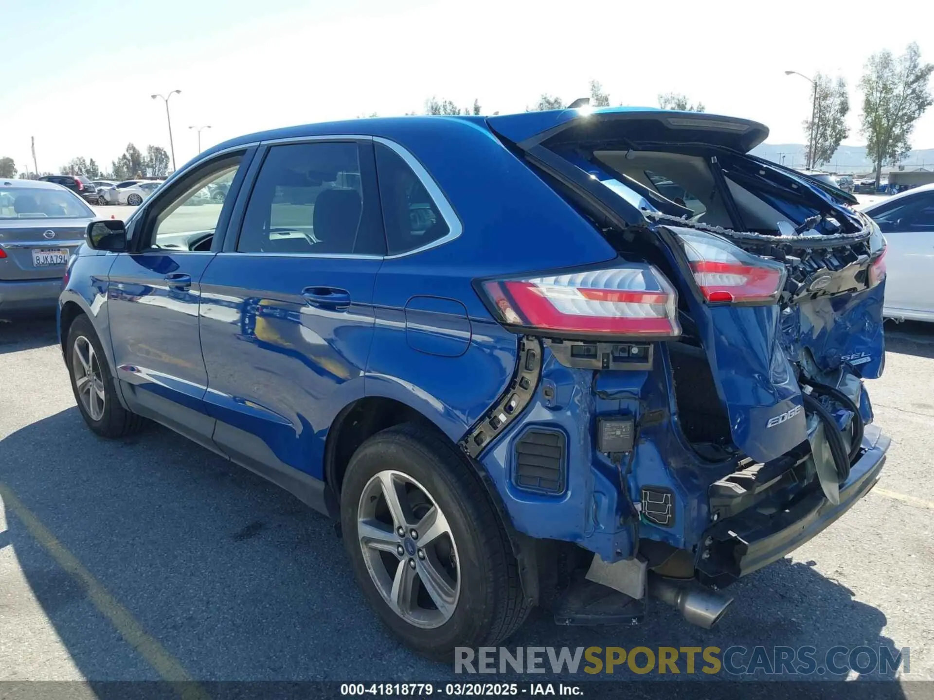 3 Photograph of a damaged car 2FMPK3J9XLBB25108 FORD EDGE 2020