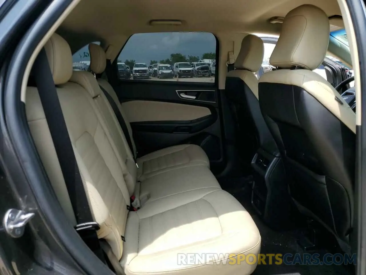 11 Photograph of a damaged car 2FMPK3J9XLBB50803 FORD EDGE 2020