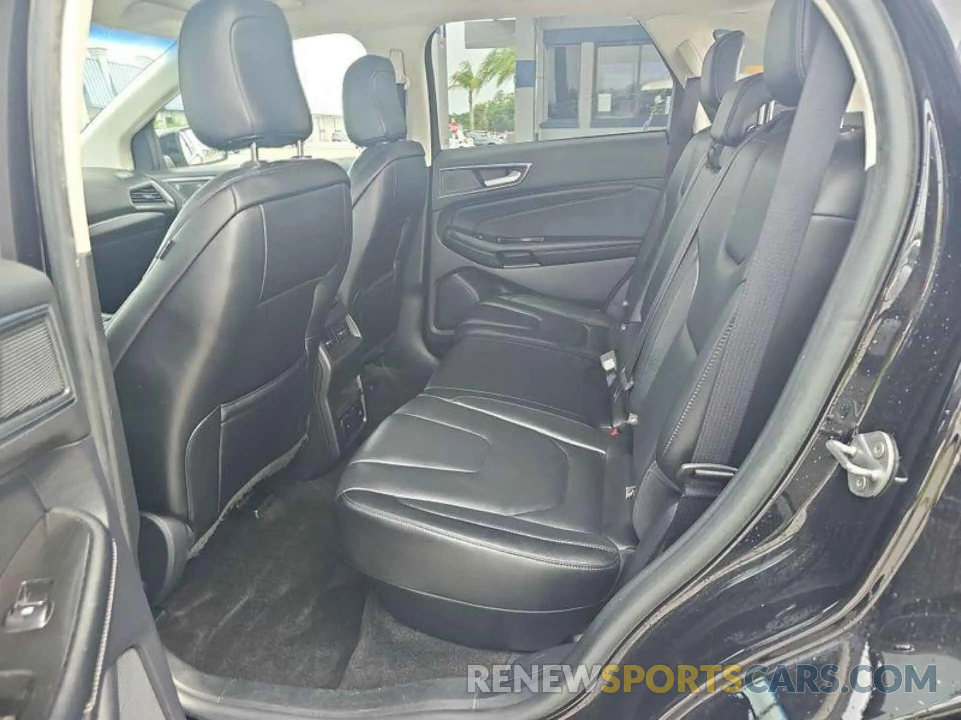 4 Photograph of a damaged car 2FMPK3K91LBA60874 FORD EDGE 2020